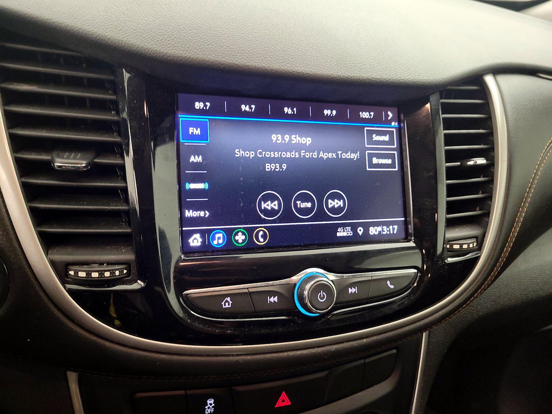 Thumbnail: 2020 Chevrolet Trax - 15