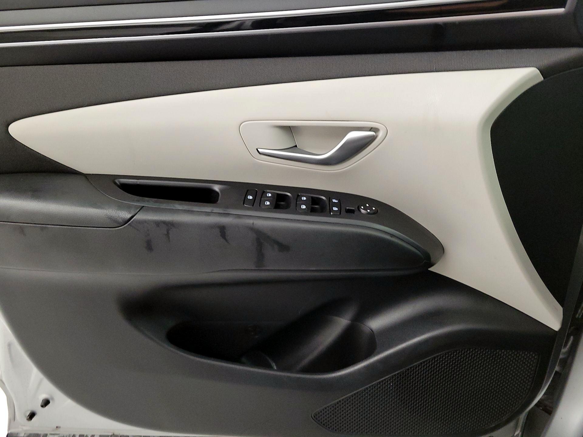 Thumbnail: 2023 Hyundai Tucson - 12