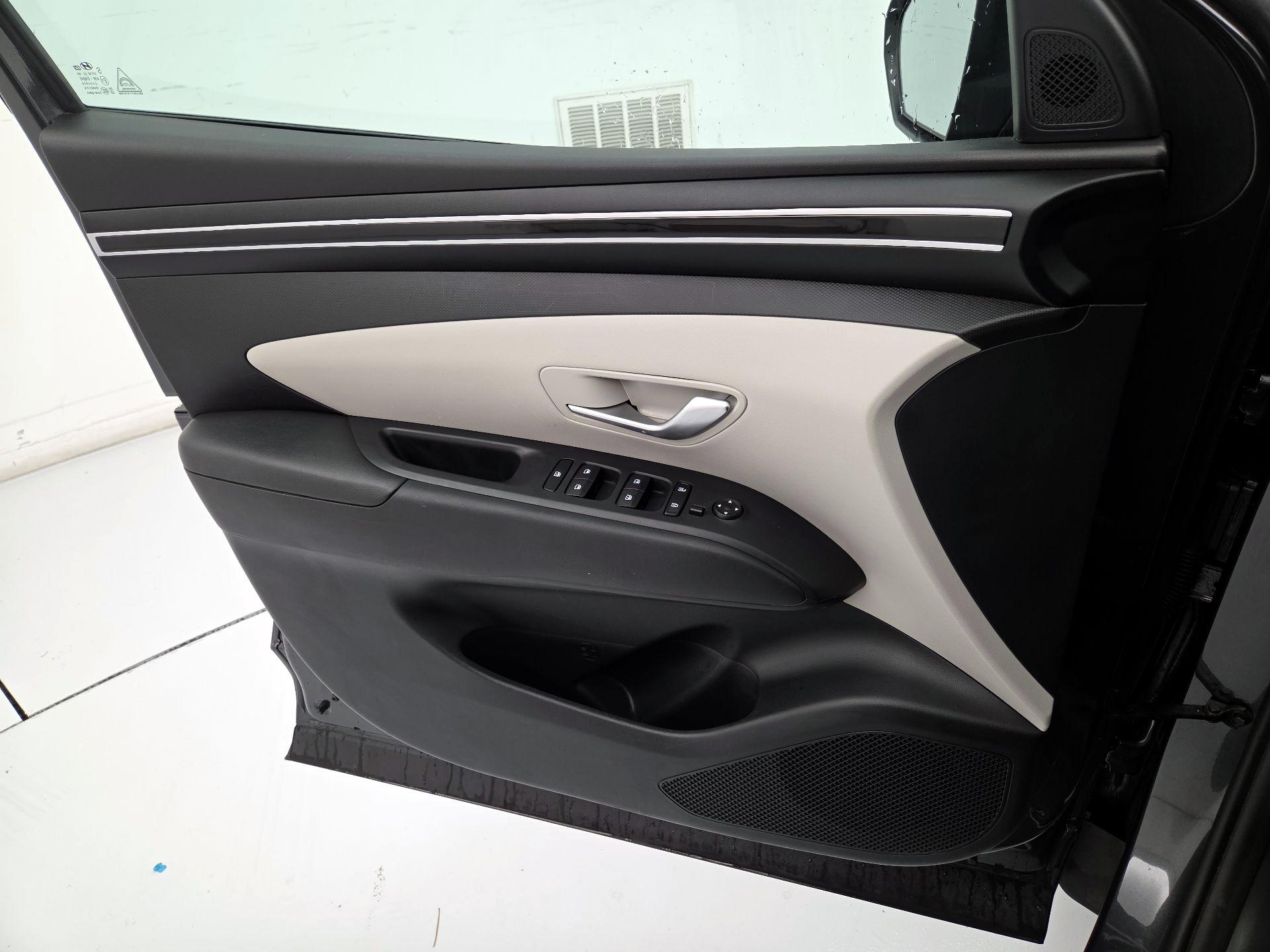 Thumbnail: 2023 Hyundai Tucson - 12