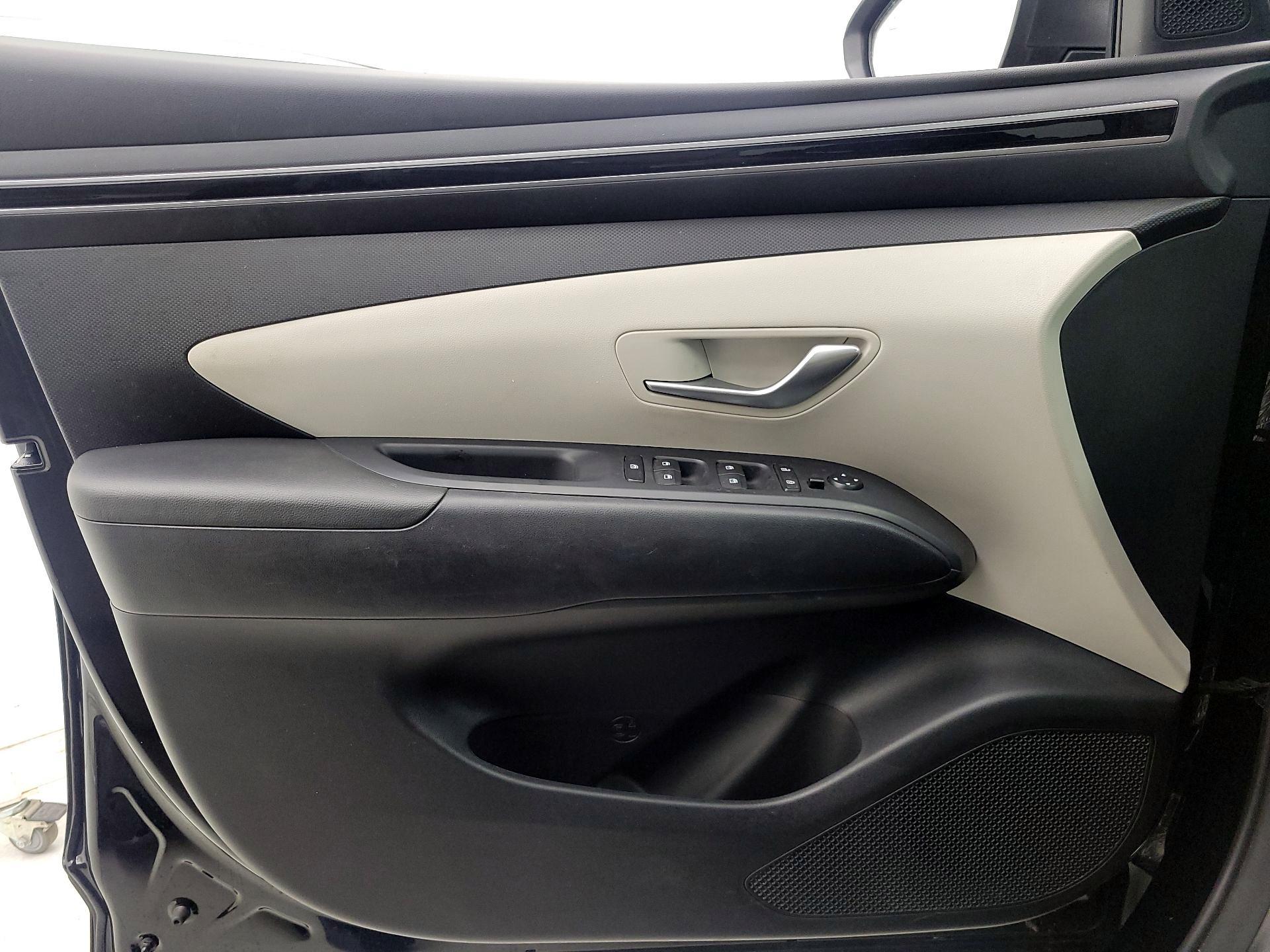 Thumbnail: 2023 Hyundai Tucson - 12