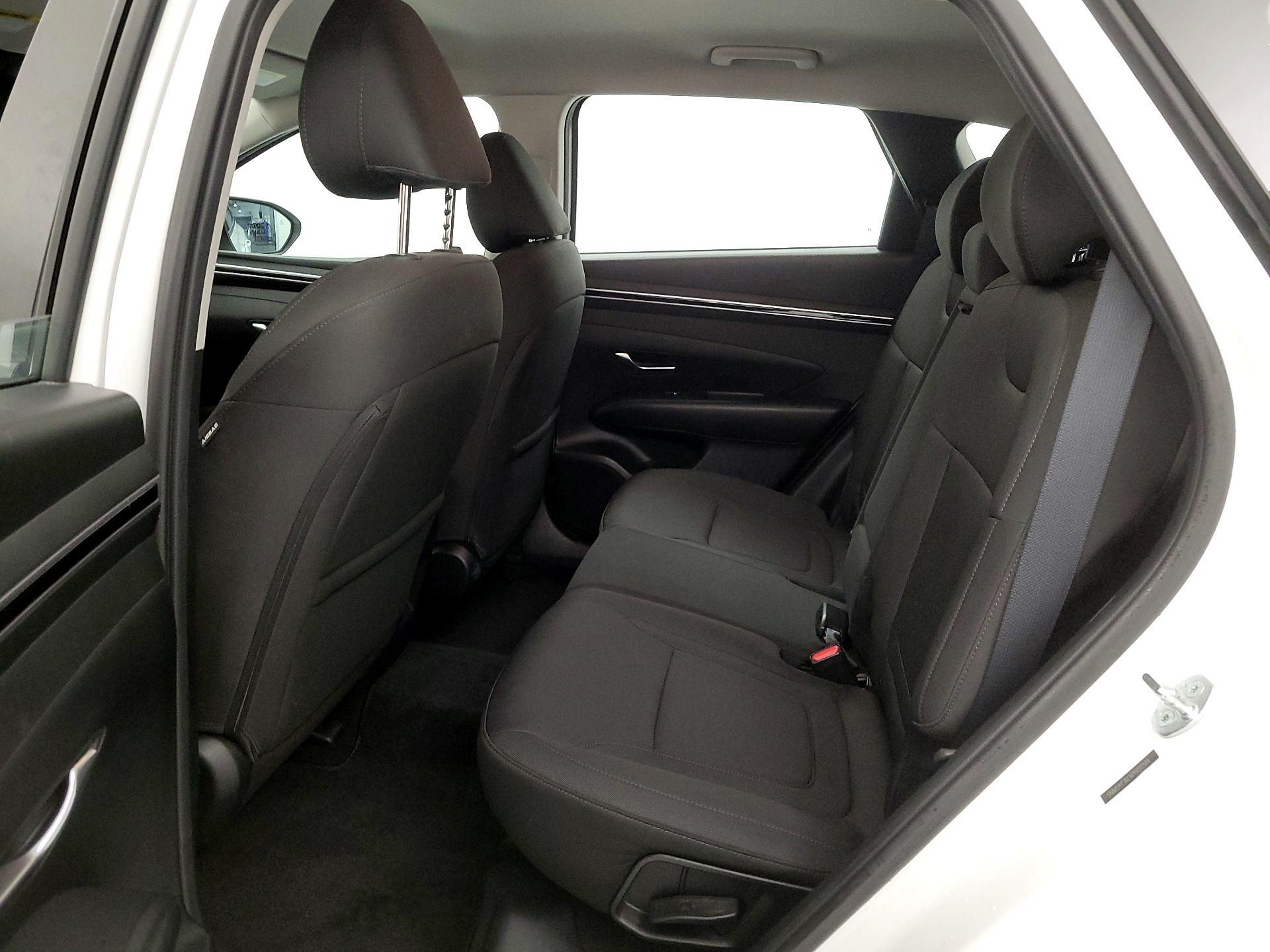 Thumbnail: 2023 Hyundai Tucson - 19