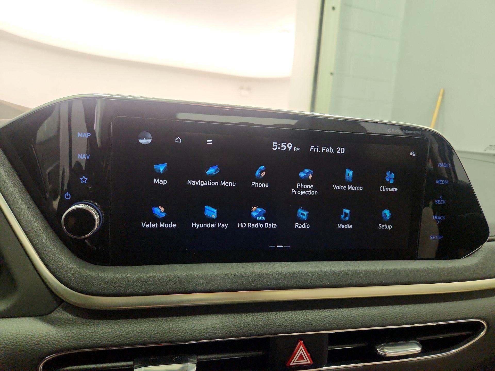 Thumbnail: 2023 Hyundai Sonata - 16