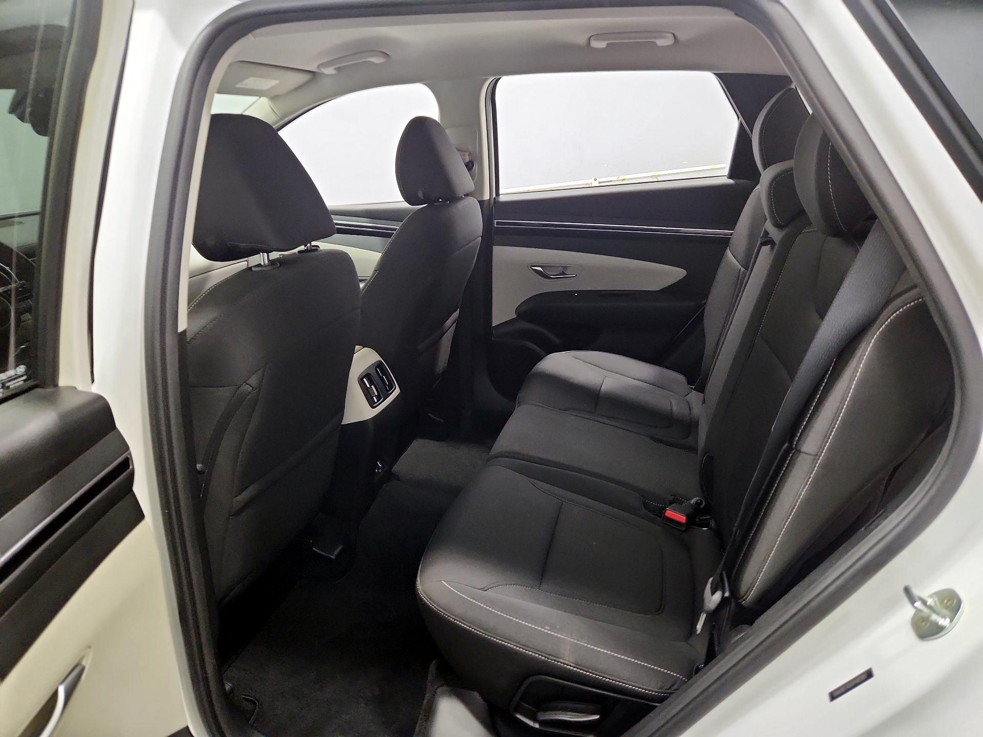 Thumbnail: 2023 Hyundai Tucson - 19