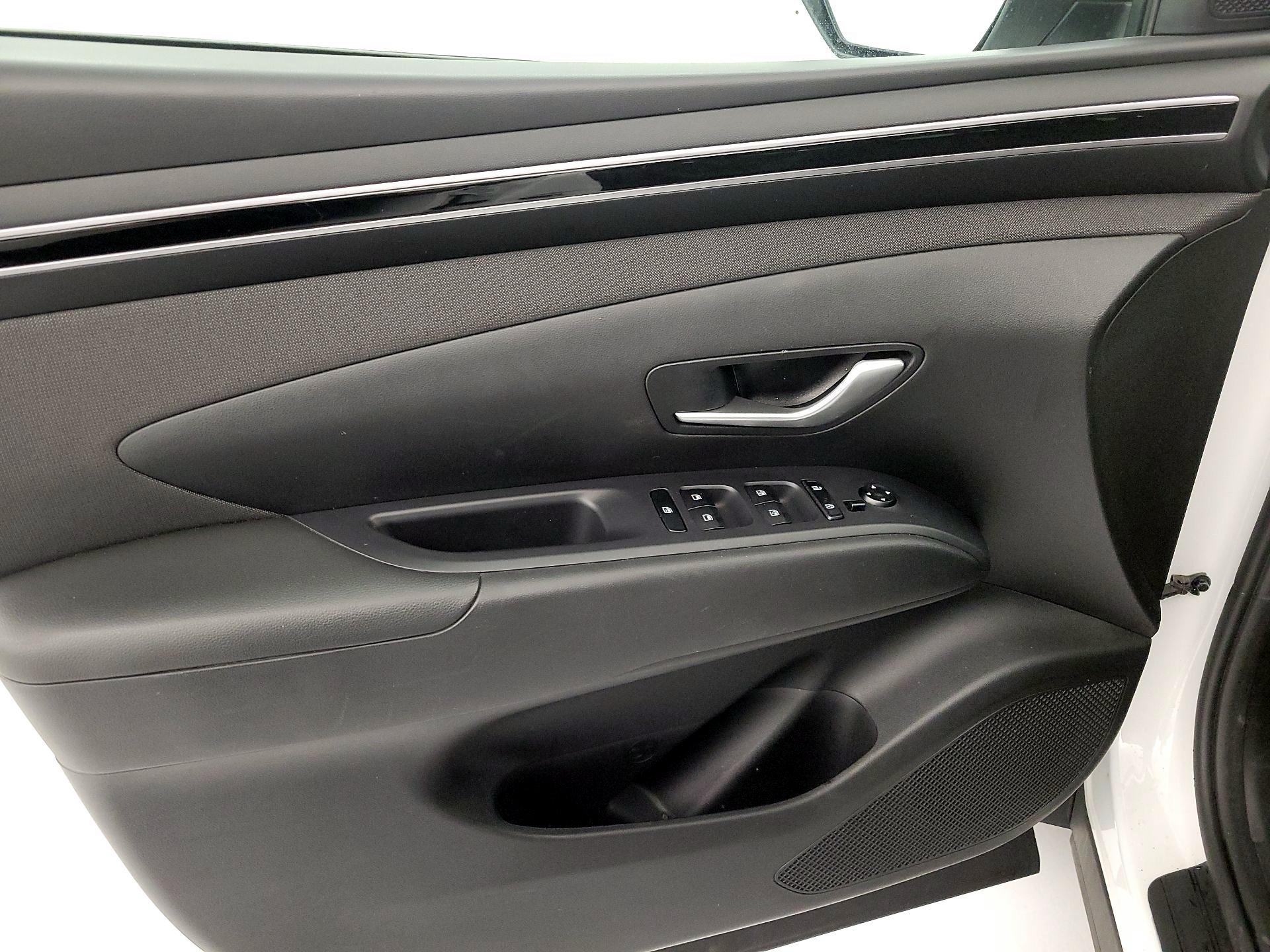 Thumbnail: 2023 Hyundai Tucson - 12