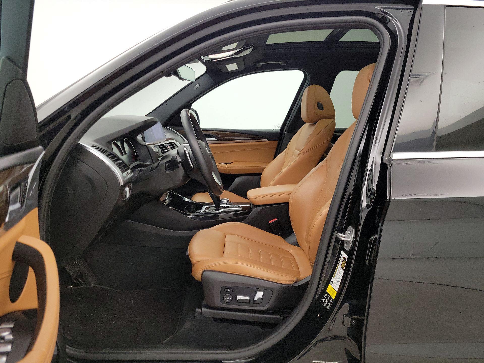 Thumbnail: 2021 BMW X3 - 11