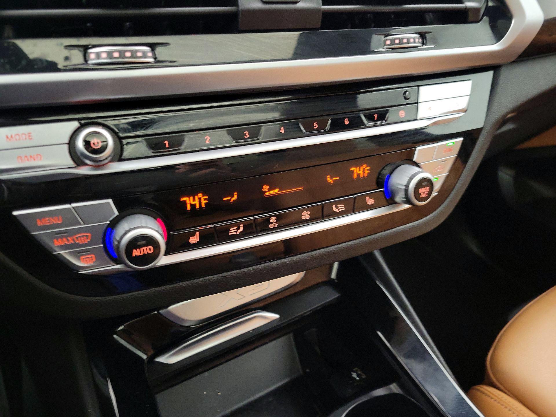 Thumbnail: 2021 BMW X3 - 16