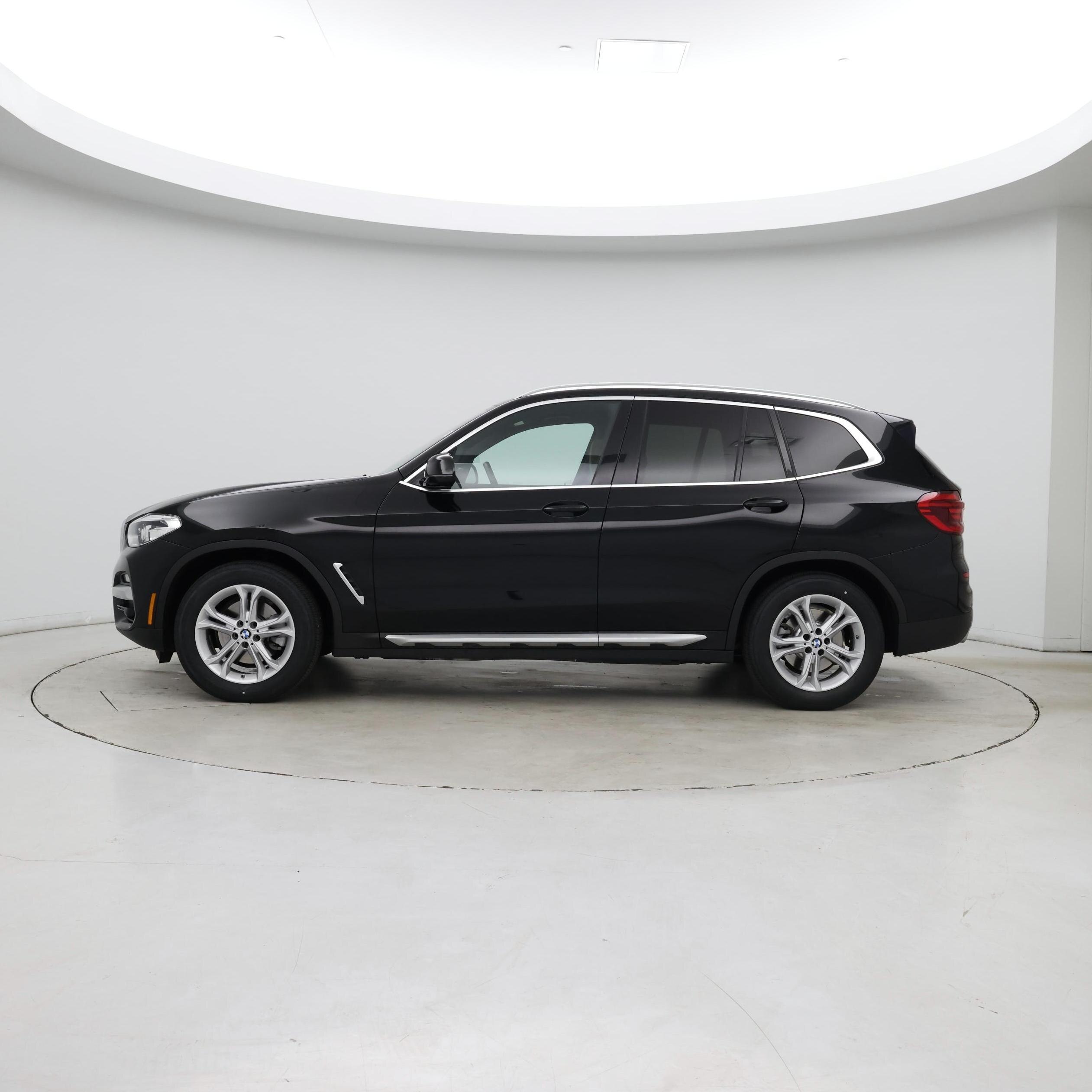 Thumbnail: 2021 BMW X3 - 3