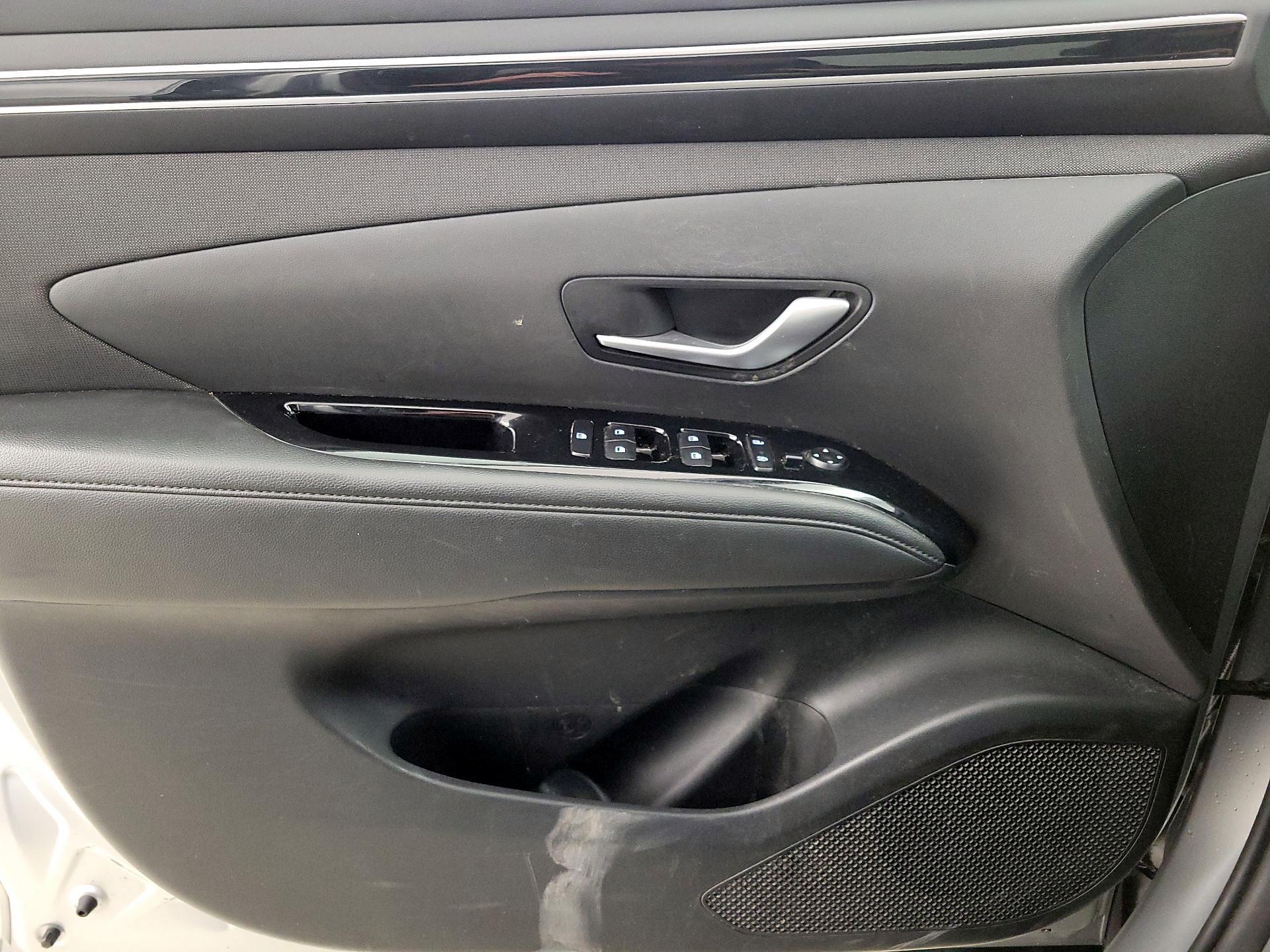 Thumbnail: 2022 Hyundai Tucson - 12