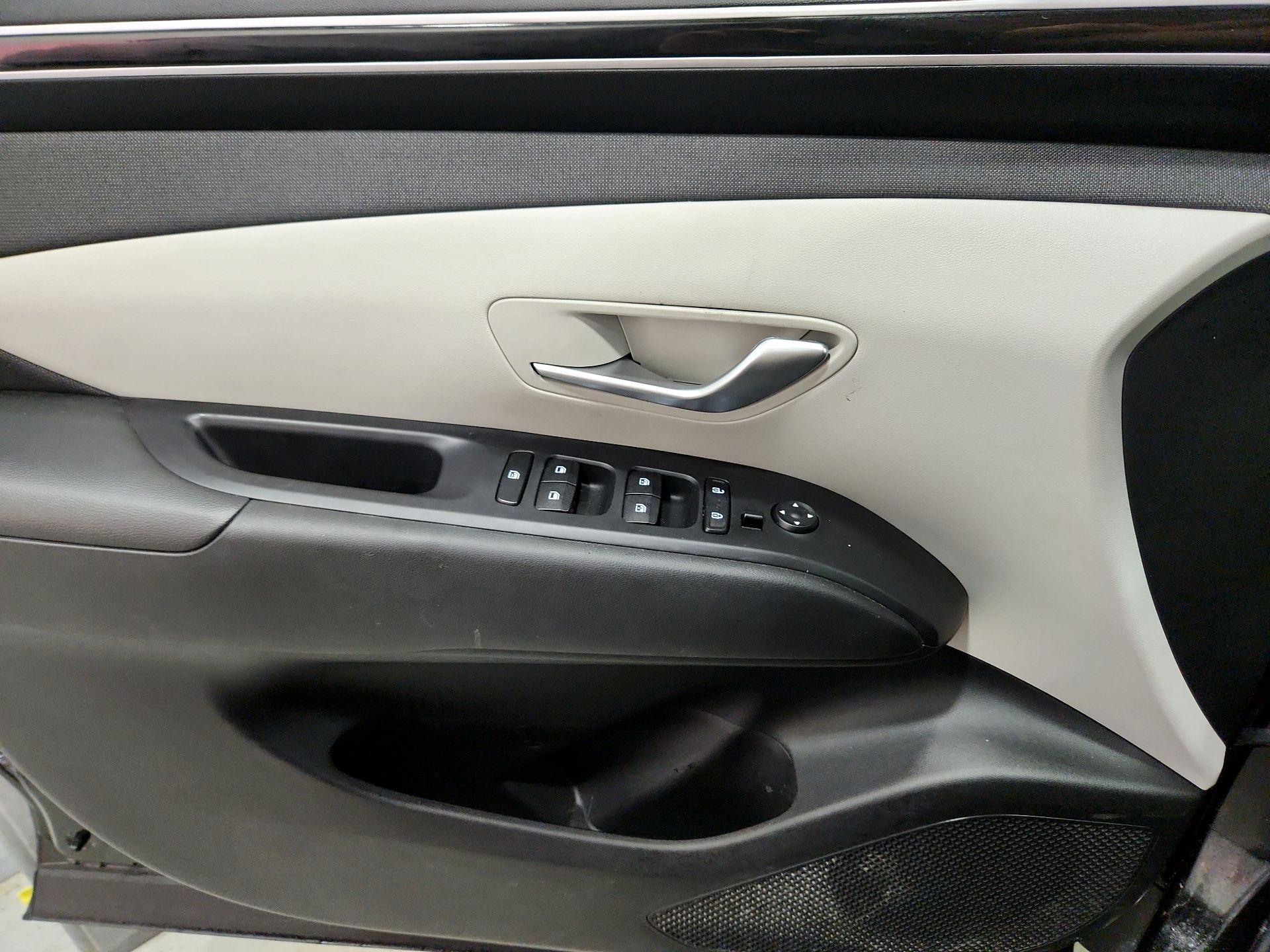 Thumbnail: 2023 Hyundai Tucson - 12