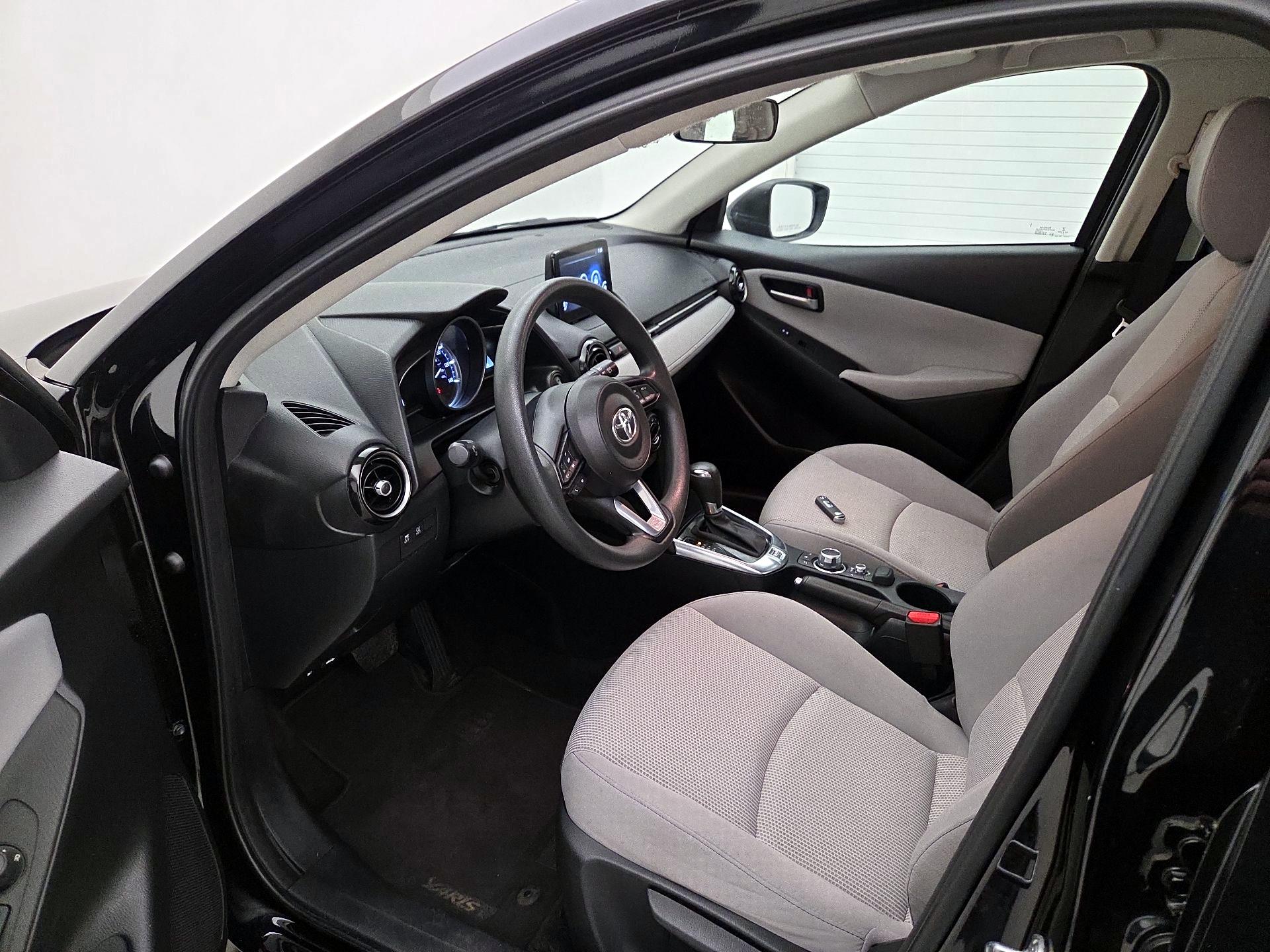 Thumbnail: 2020 Toyota Yaris - 11