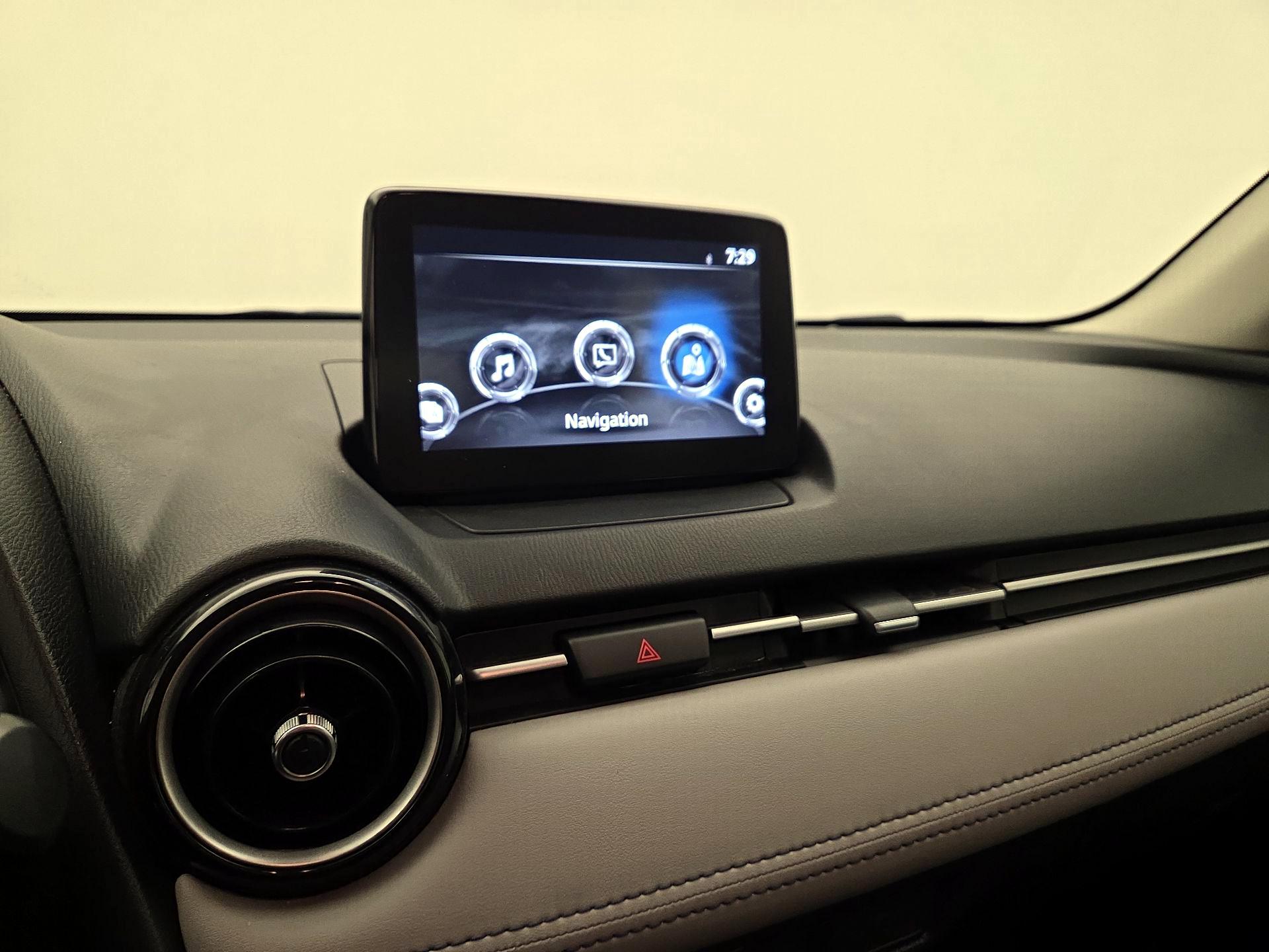 Thumbnail: 2020 Toyota Yaris - 15