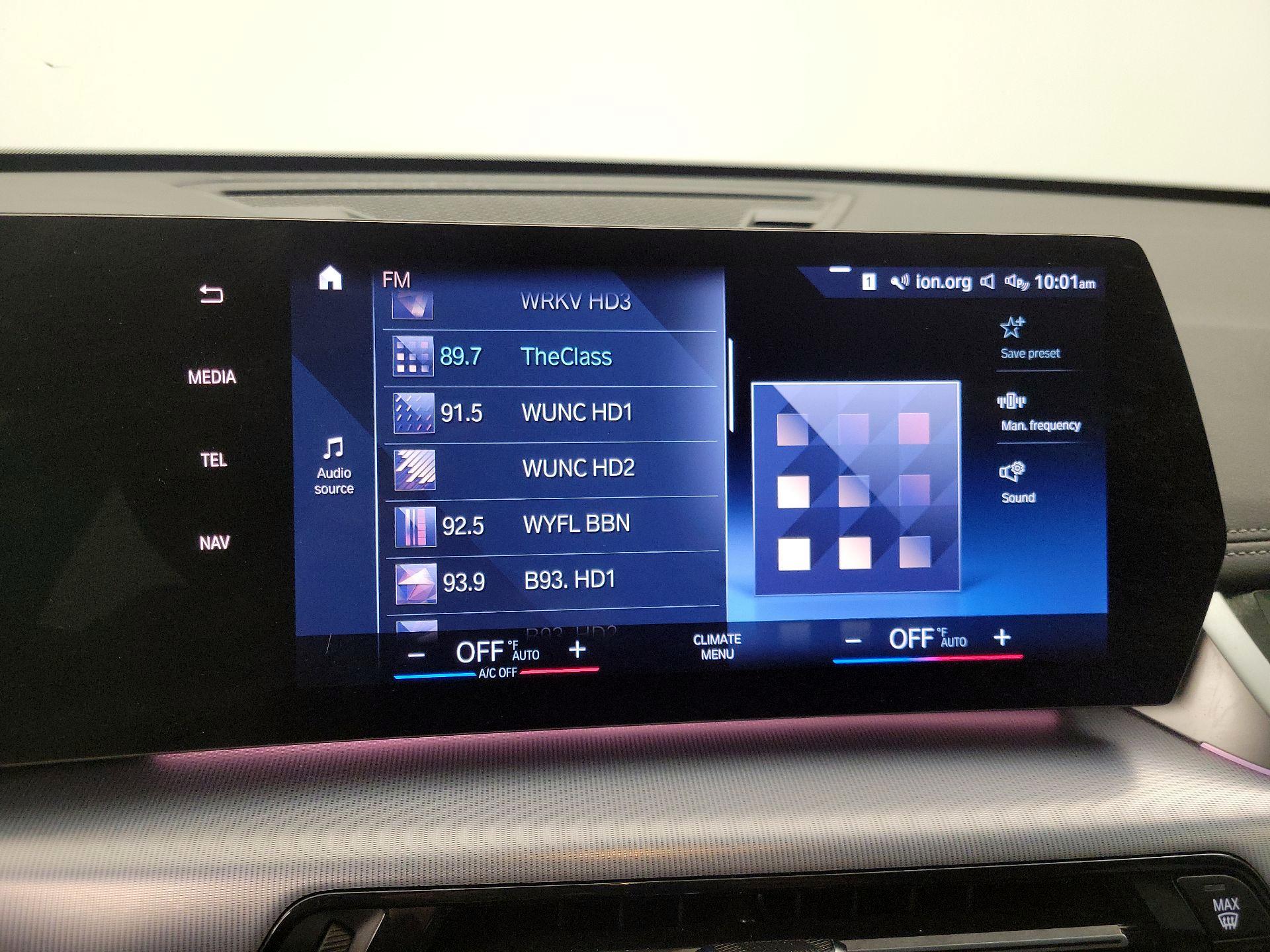 Thumbnail: 2023 BMW X1 - 15