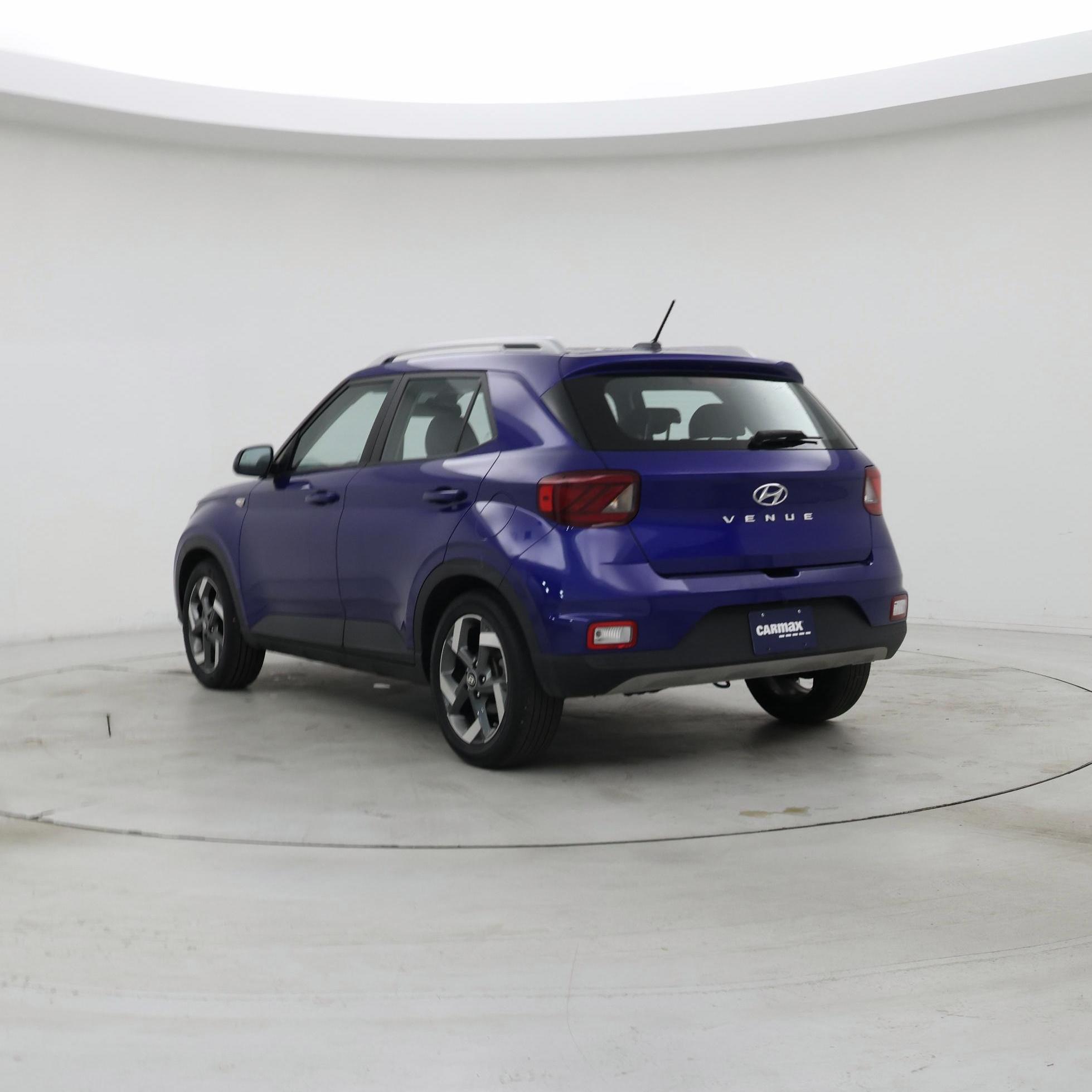 Thumbnail: 2023 Hyundai Venue - 2