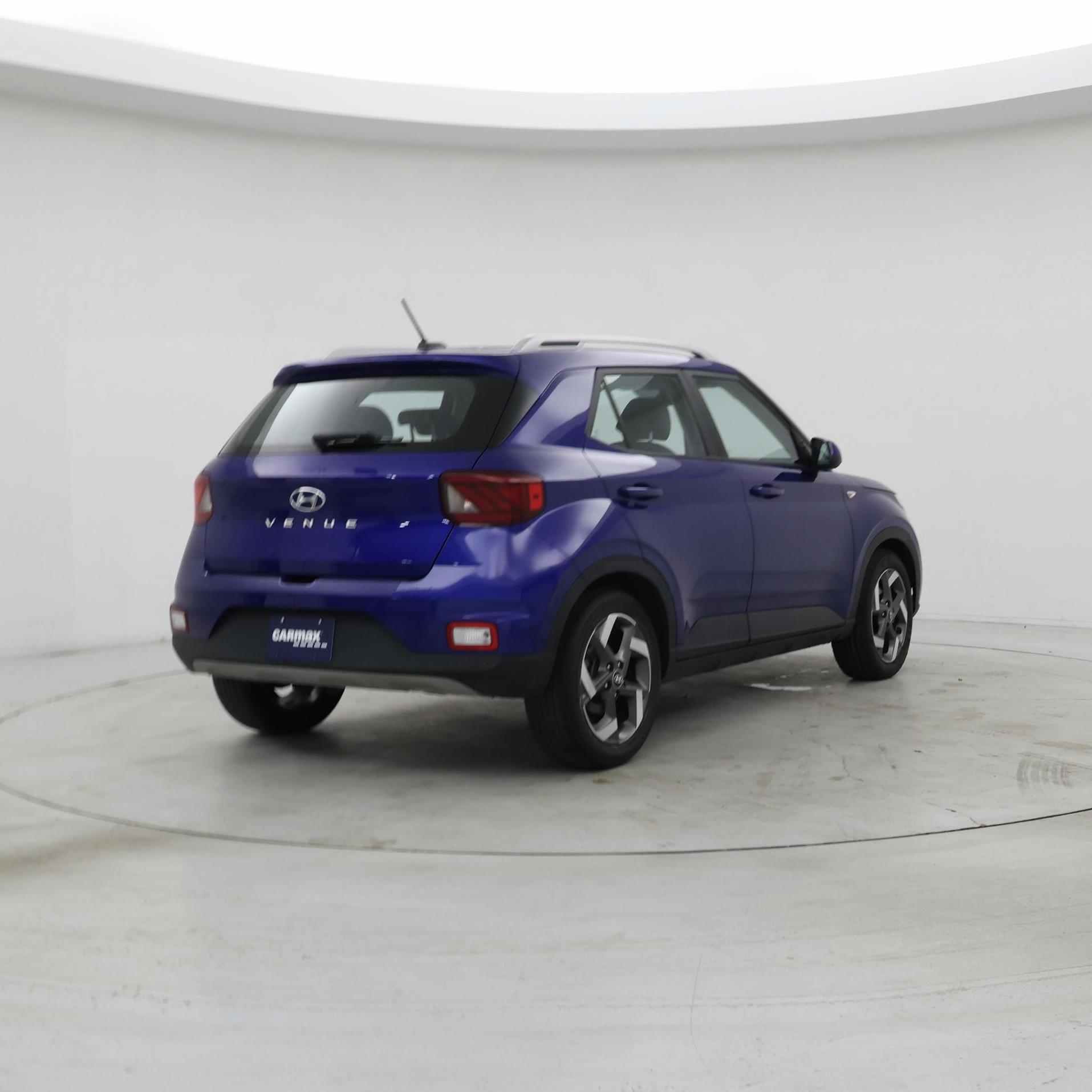 Thumbnail: 2023 Hyundai Venue - 8