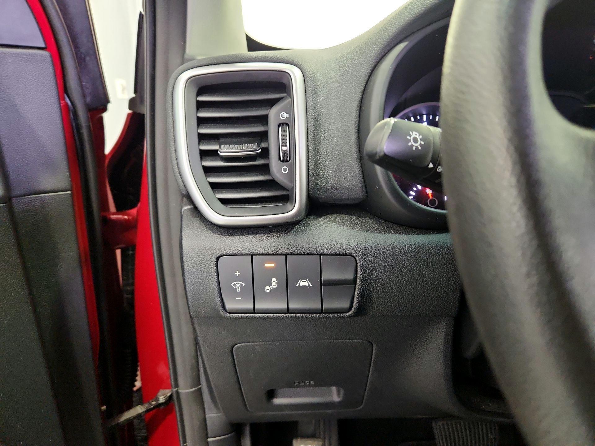 Thumbnail: 2022 Kia Sportage - 13