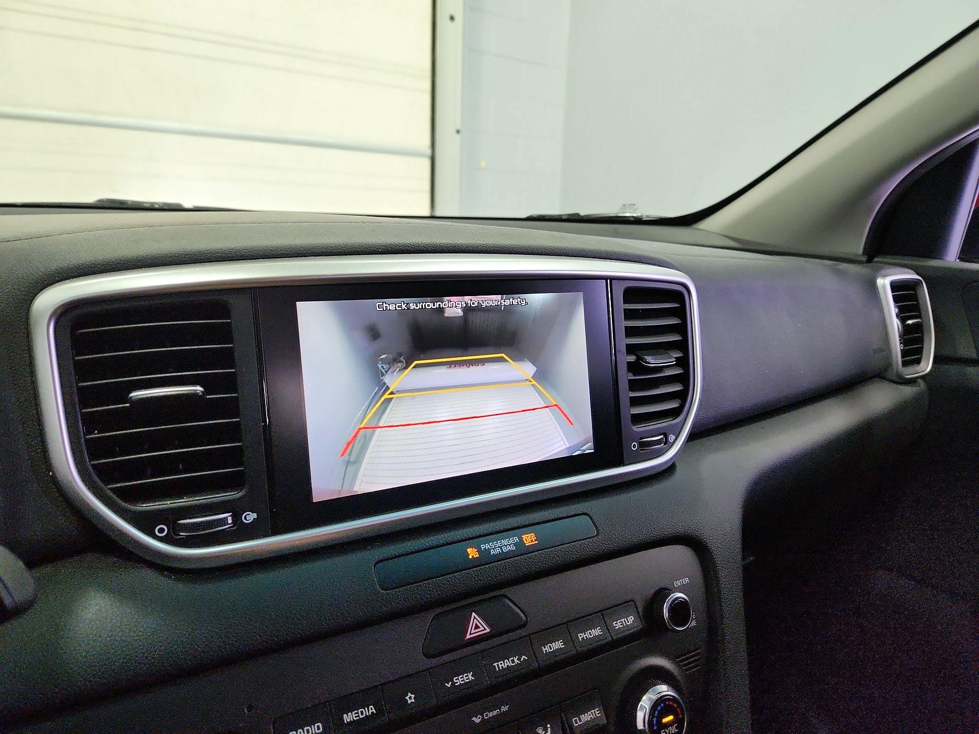 Thumbnail: 2022 Kia Sportage - 14