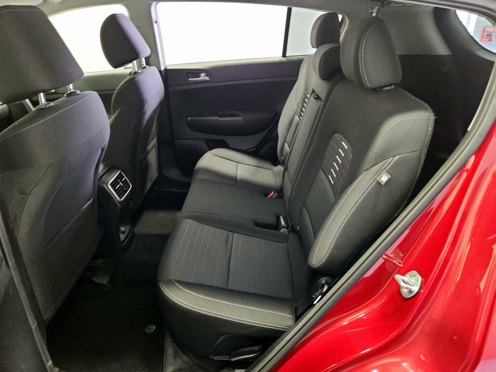 Thumbnail: 2022 Kia Sportage - 19