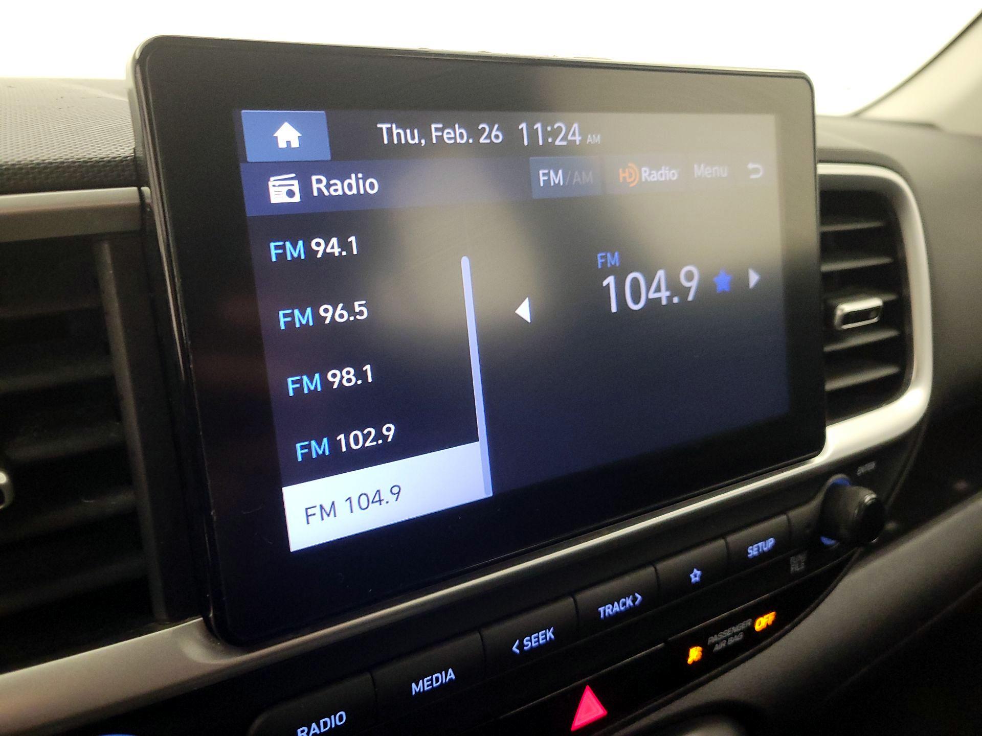 Thumbnail: 2023 Hyundai Venue - 15