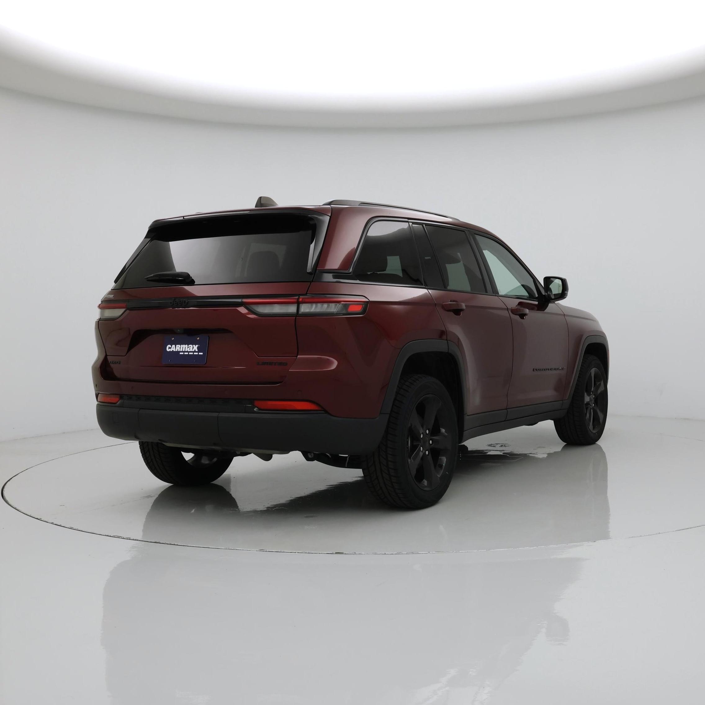 Thumbnail: 2023 Jeep Grand Cherokee - 8