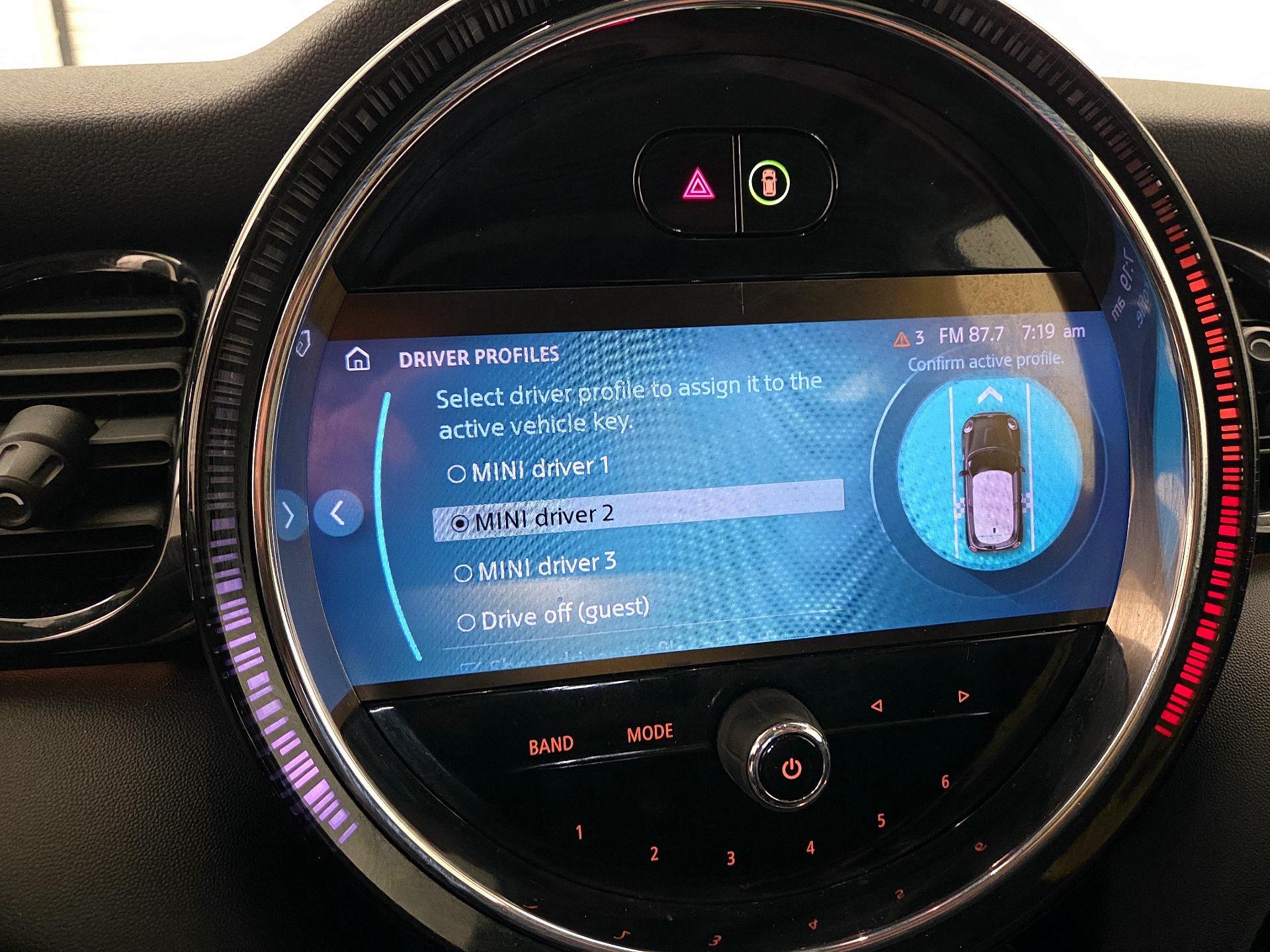 Thumbnail: 2023 MINI Cooper Hardtop - 15