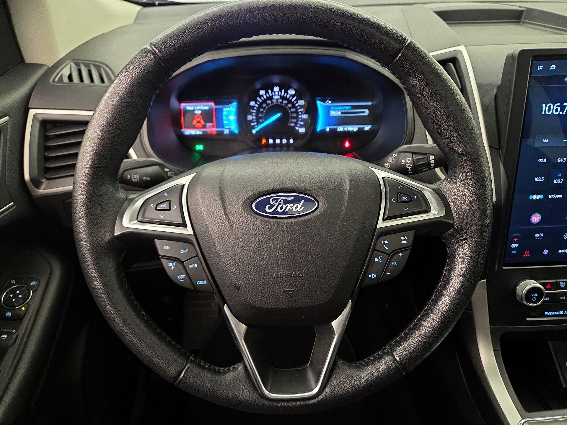 Thumbnail: 2022 Ford Edge - 10