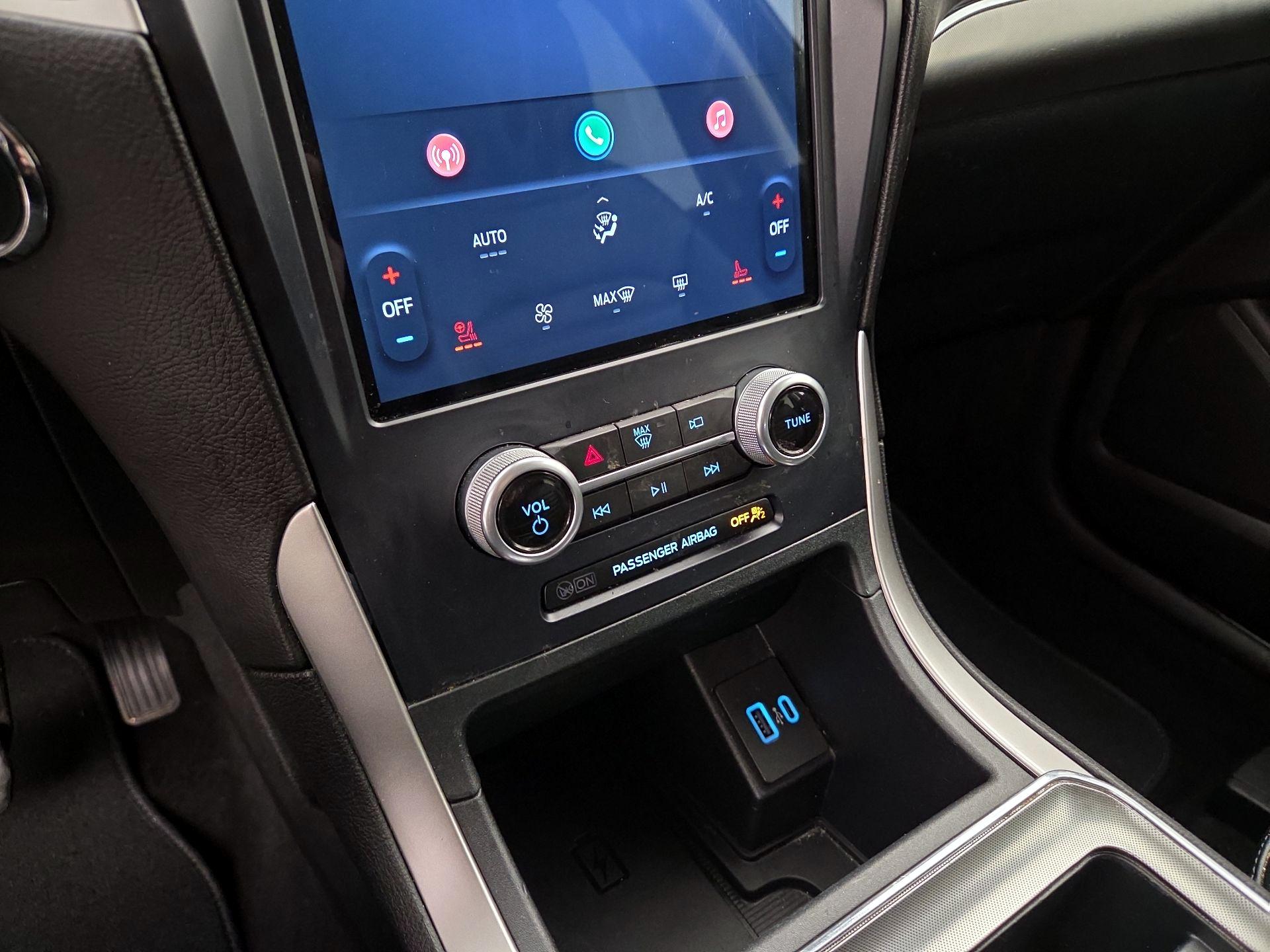 Thumbnail: 2022 Ford Edge - 16