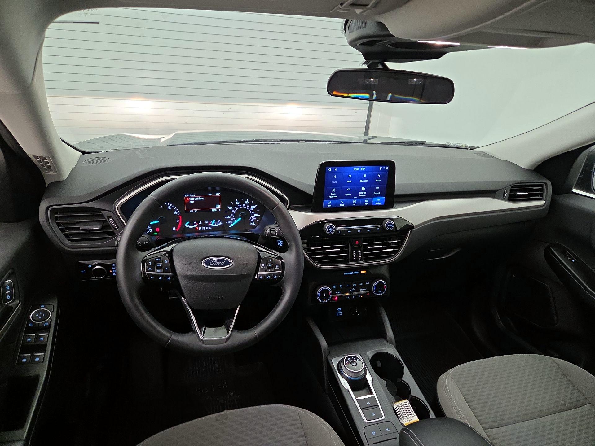 Thumbnail: 2022 Ford Escape - 9