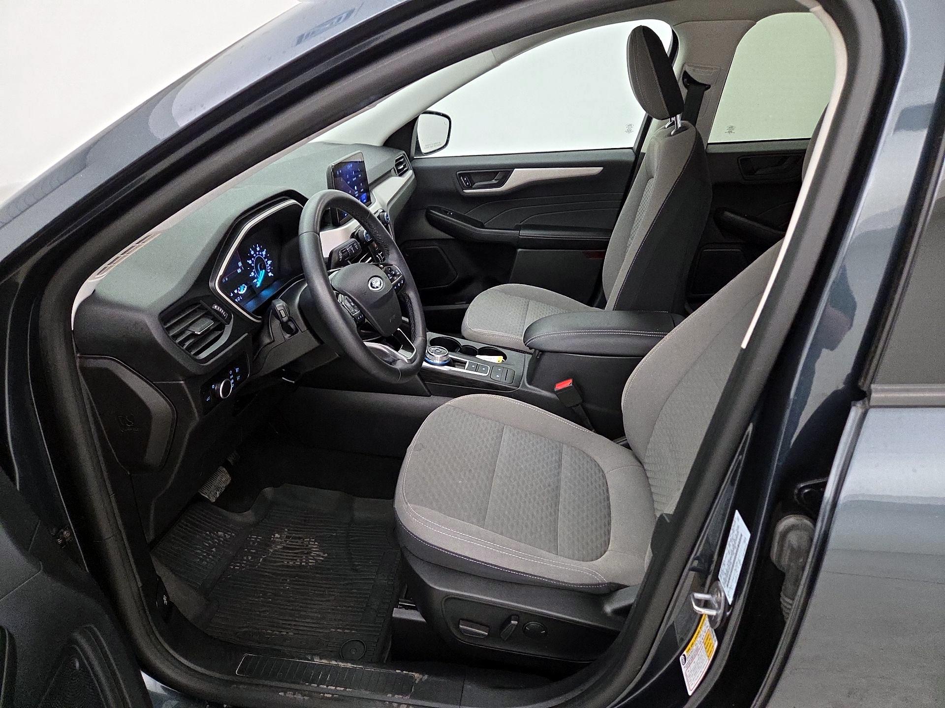 Thumbnail: 2022 Ford Escape - 11