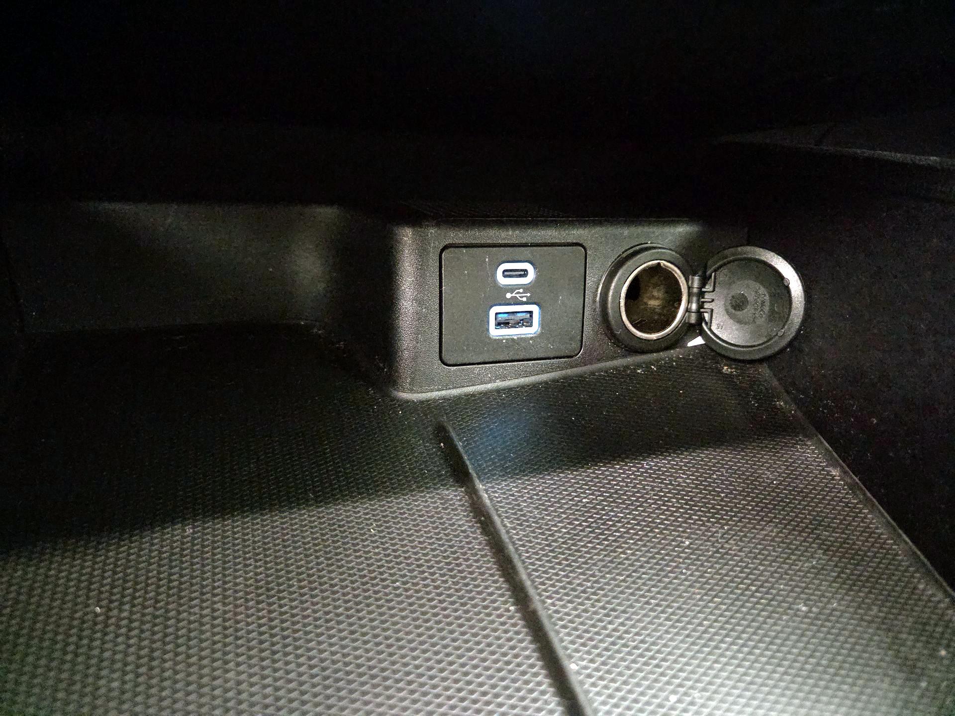 Thumbnail: 2022 Ford Escape - 17