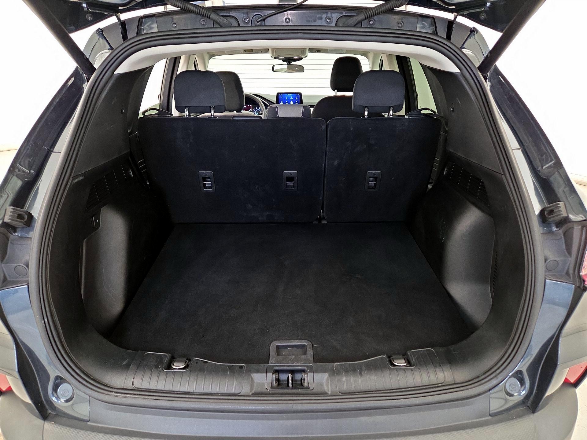 Thumbnail: 2022 Ford Escape - 19