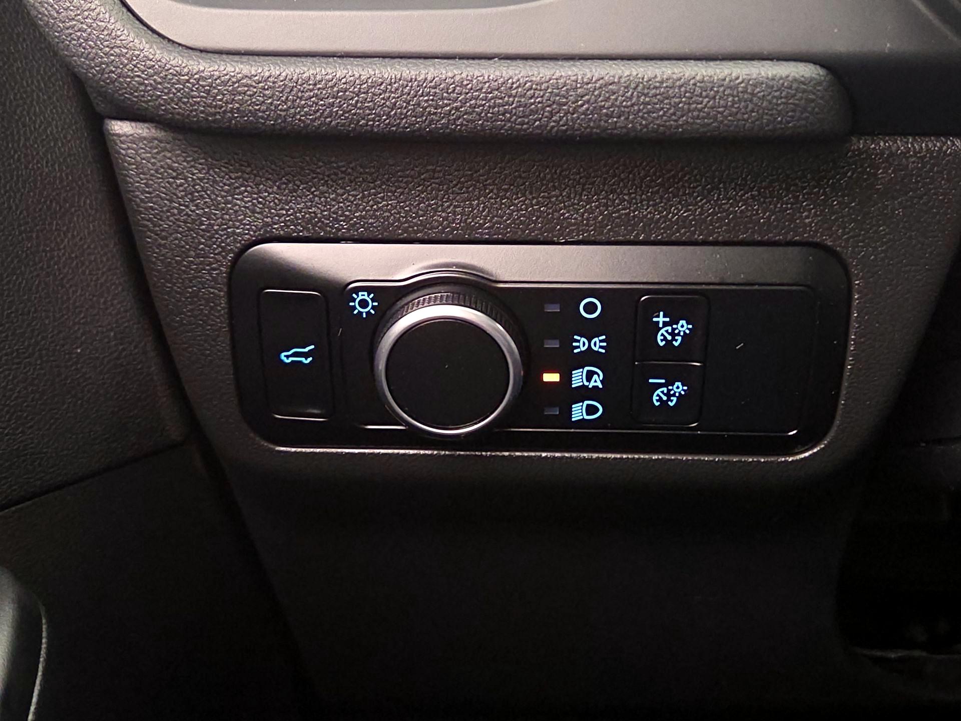 Thumbnail: 2023 Ford Escape - 13