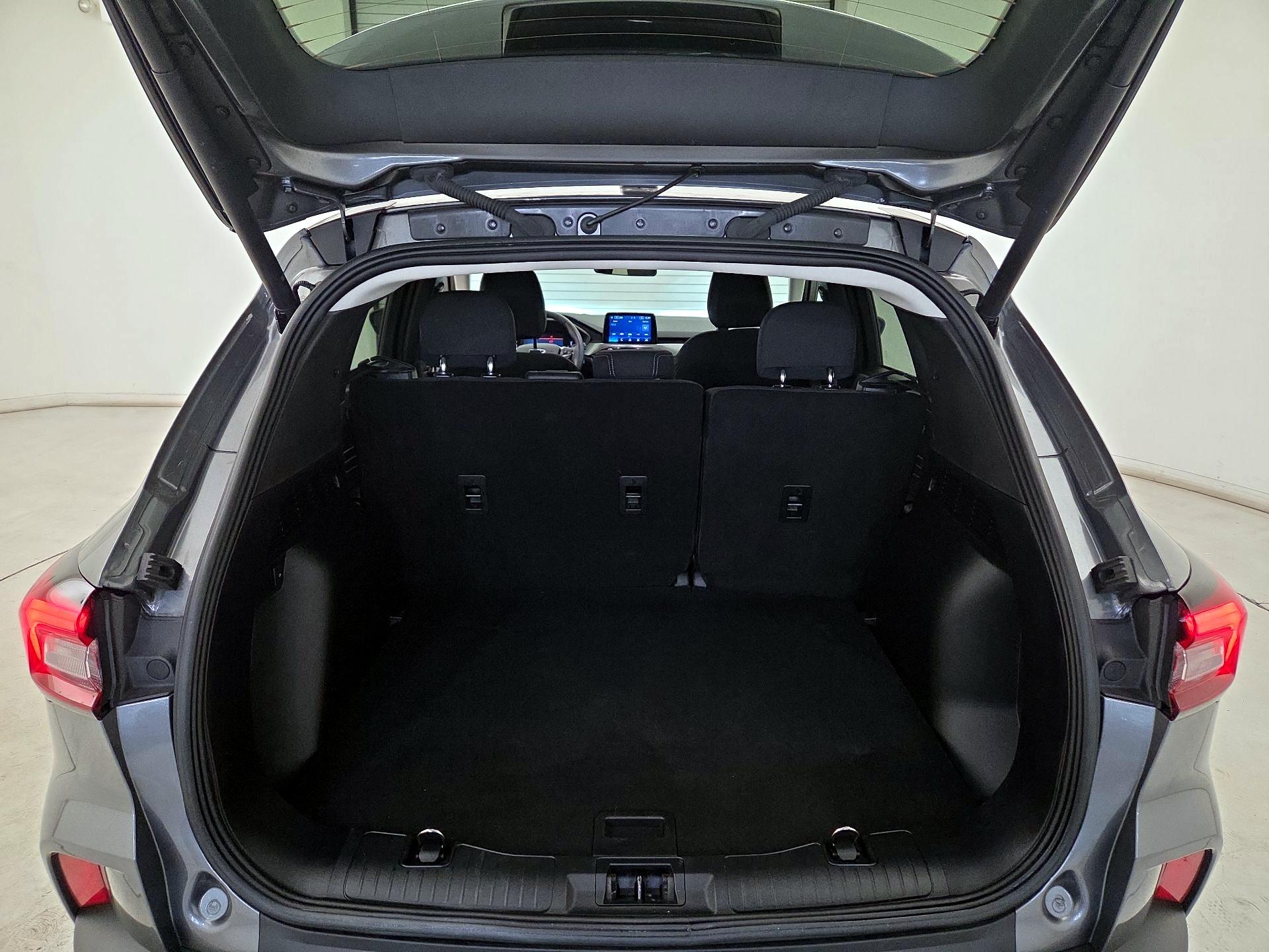 Thumbnail: 2023 Ford Escape - 20