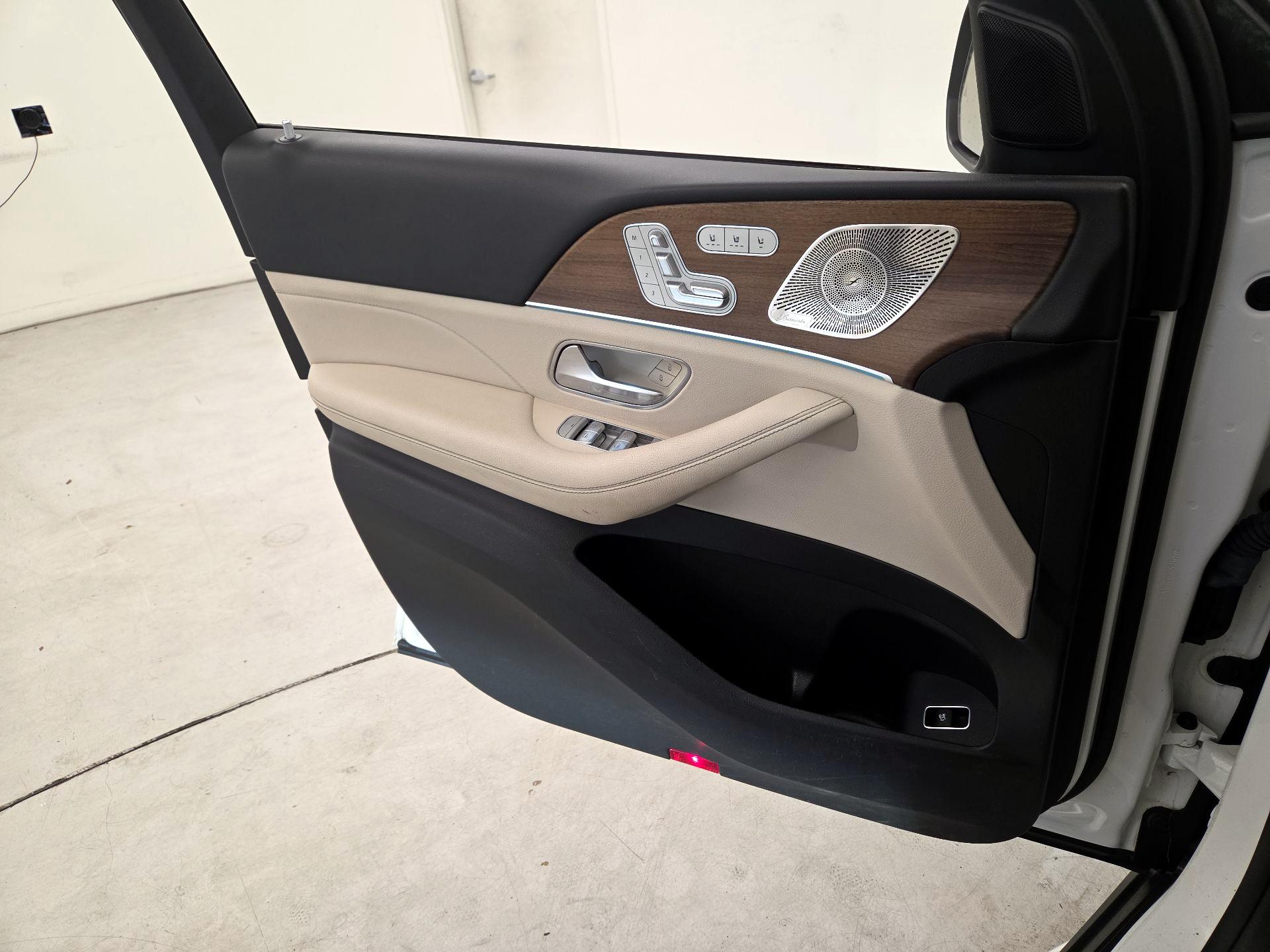 Thumbnail: 2021 Mercedes-Benz GLS - 12