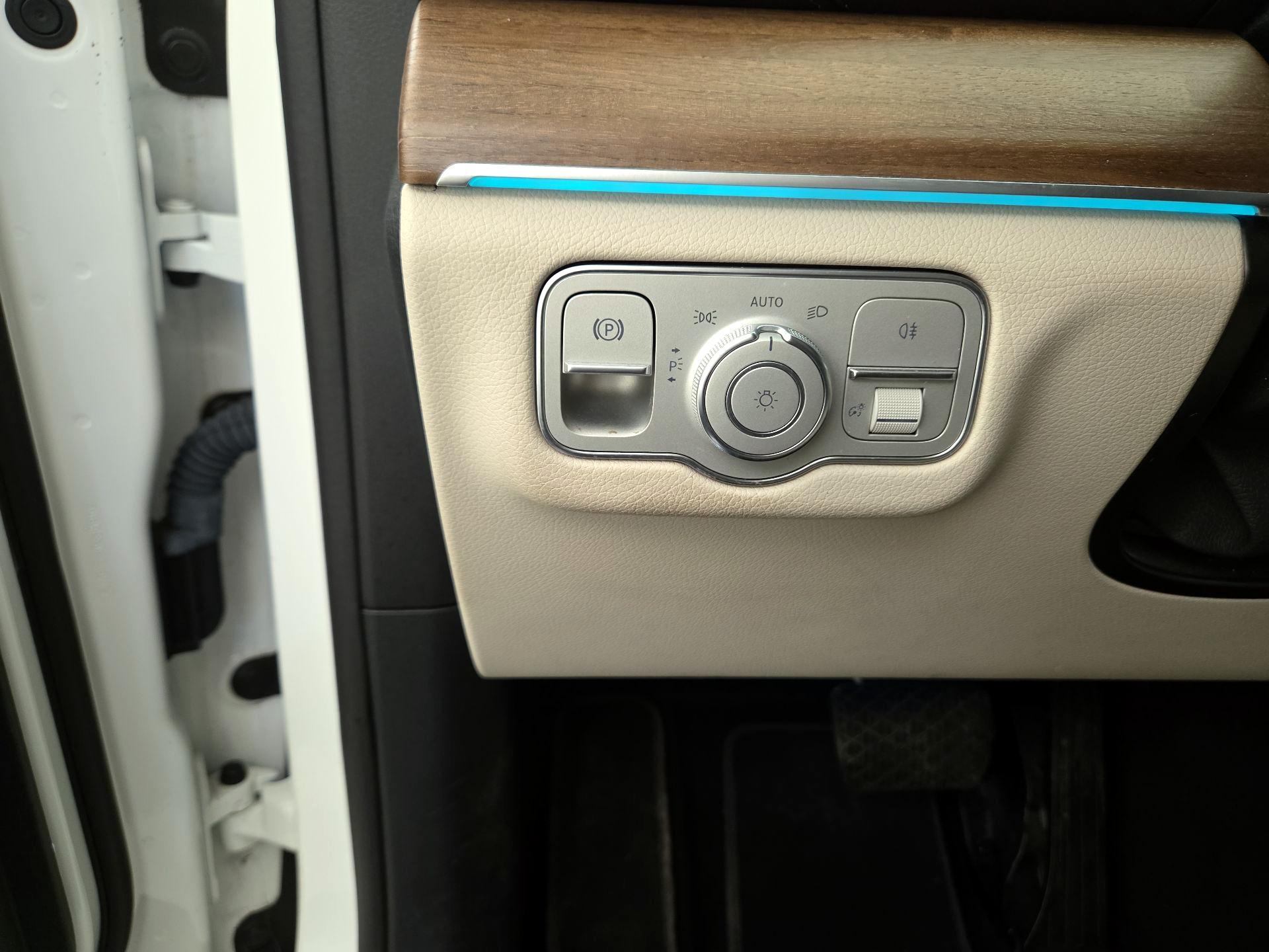 Thumbnail: 2021 Mercedes-Benz GLS - 13