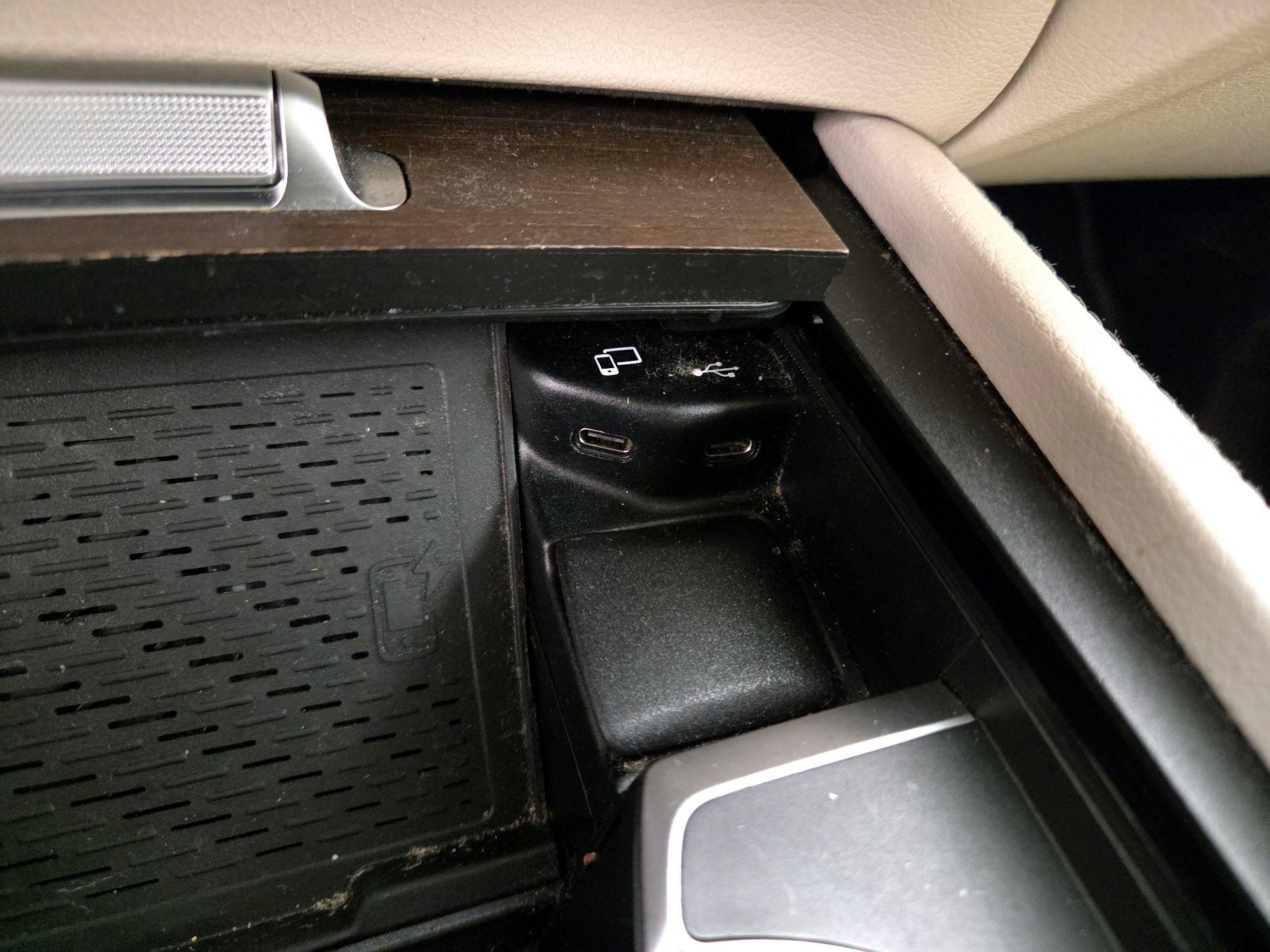 Thumbnail: 2021 Mercedes-Benz GLS - 18