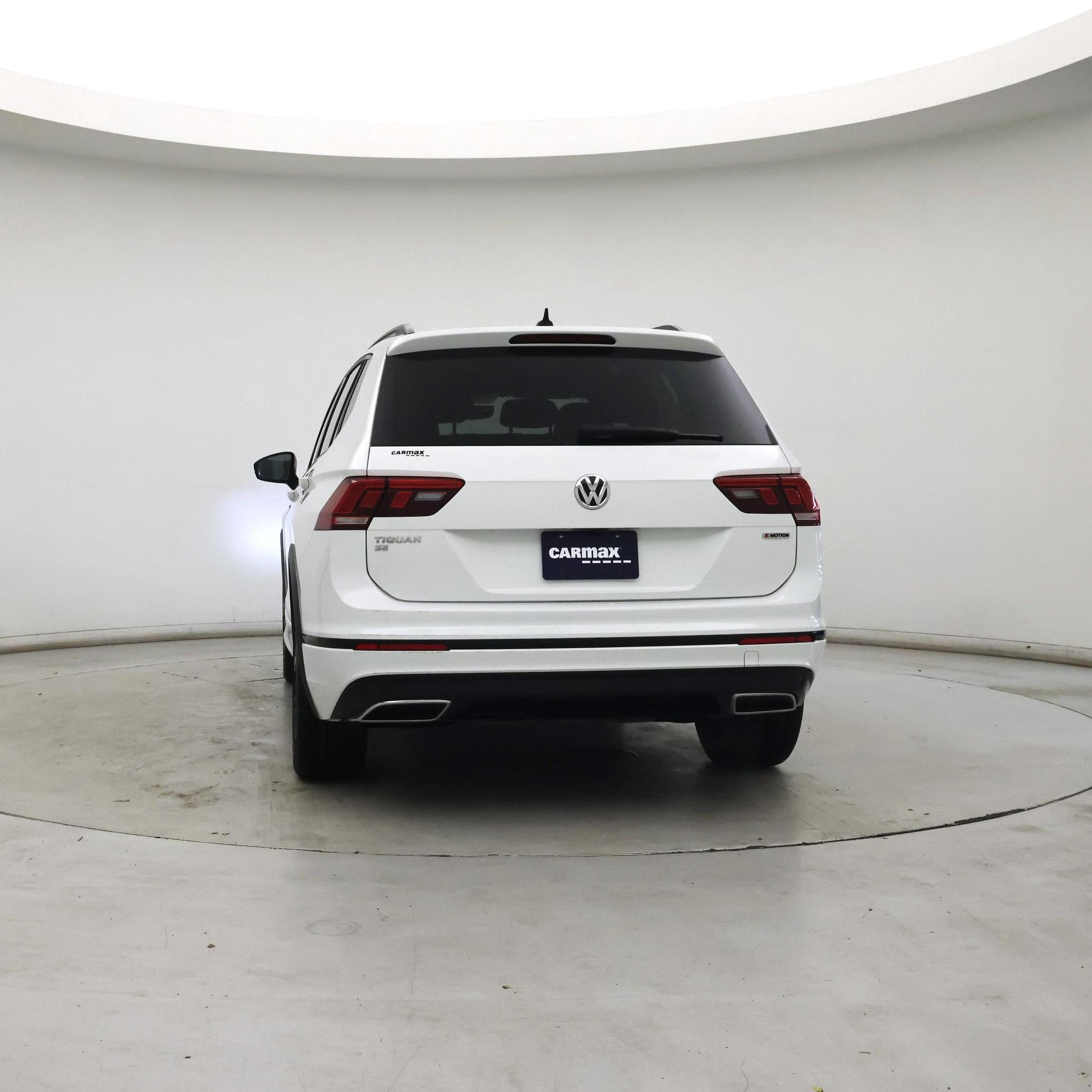 Thumbnail: 2021 Volkswagen Tiguan - 6