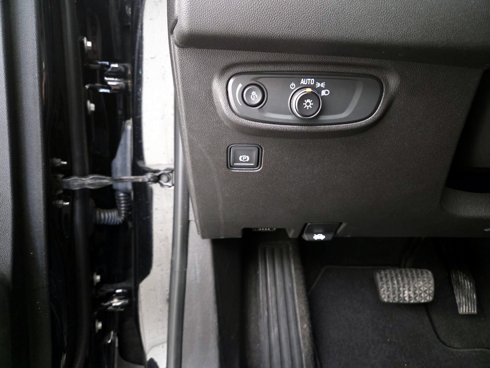 Thumbnail: 2022 GMC Terrain - 13