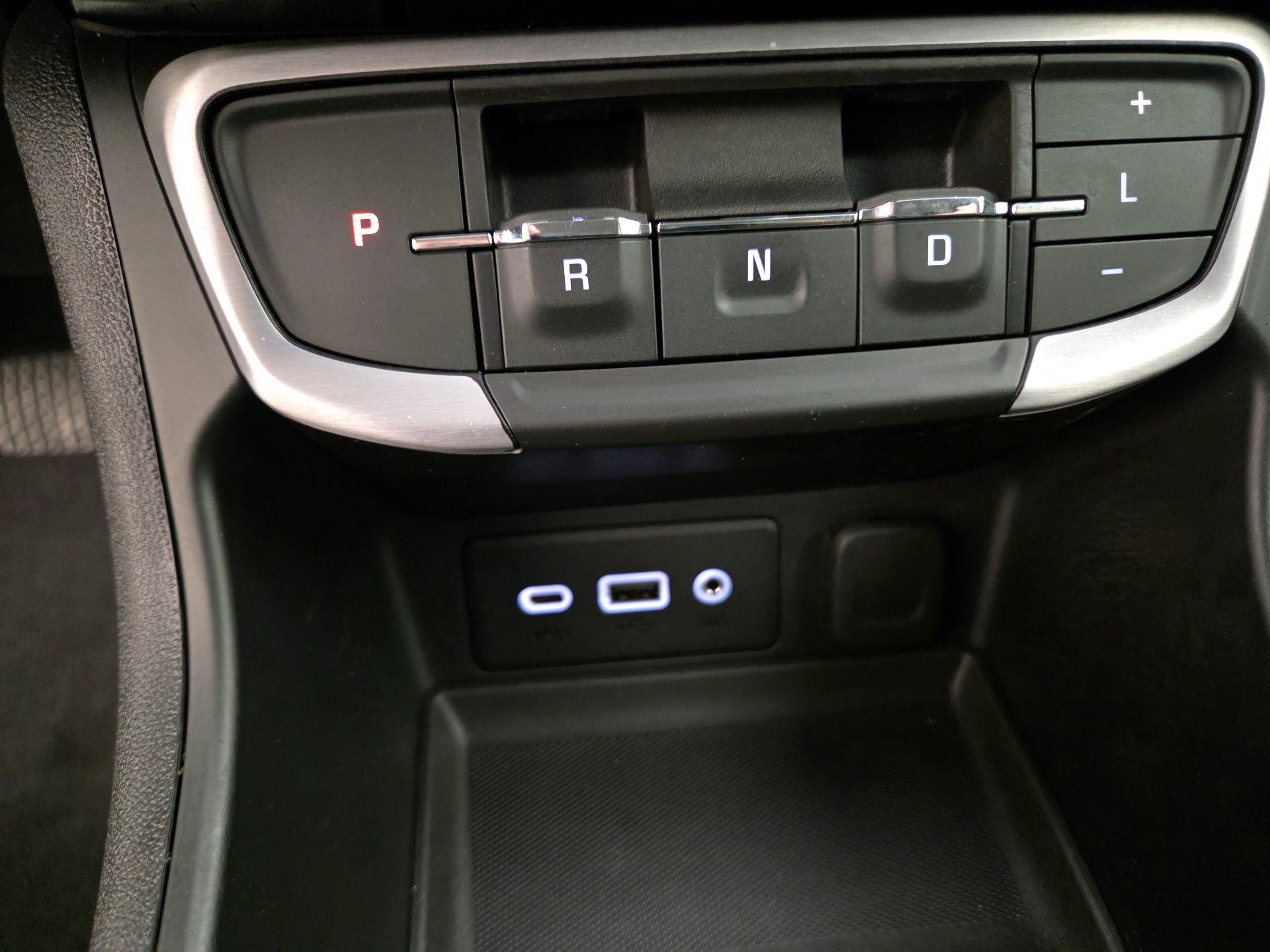 Thumbnail: 2022 GMC Terrain - 17