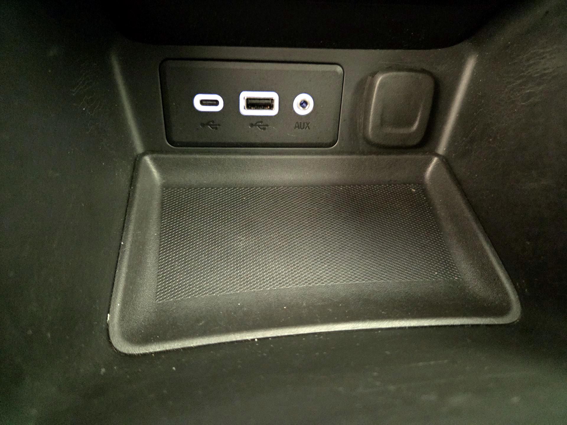 Thumbnail: 2022 GMC Terrain - 18