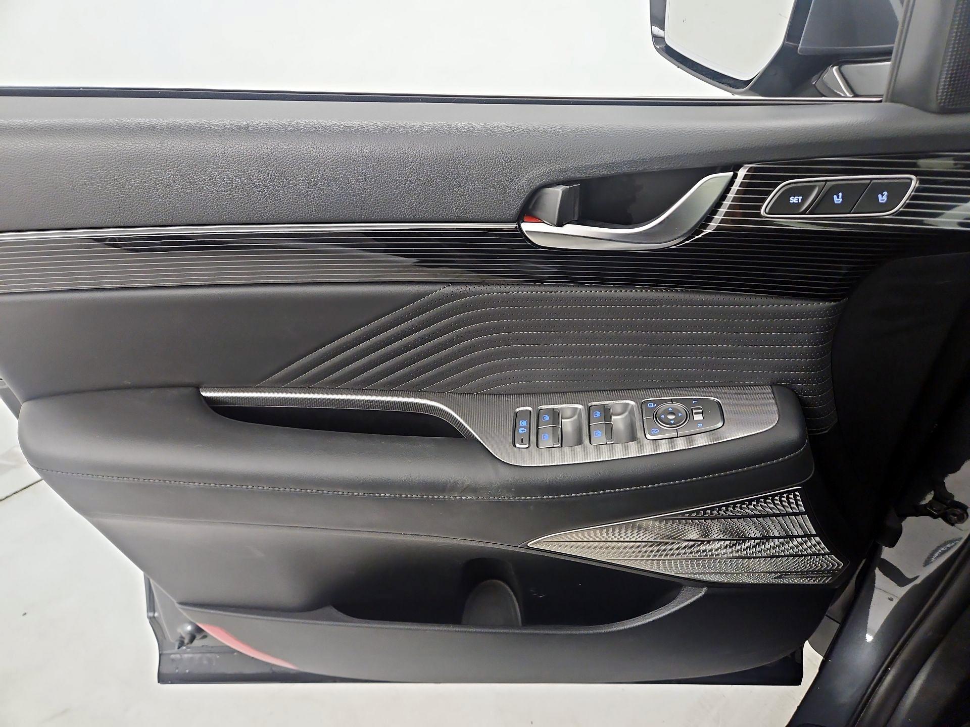 Thumbnail: 2023 Hyundai Palisade - 12