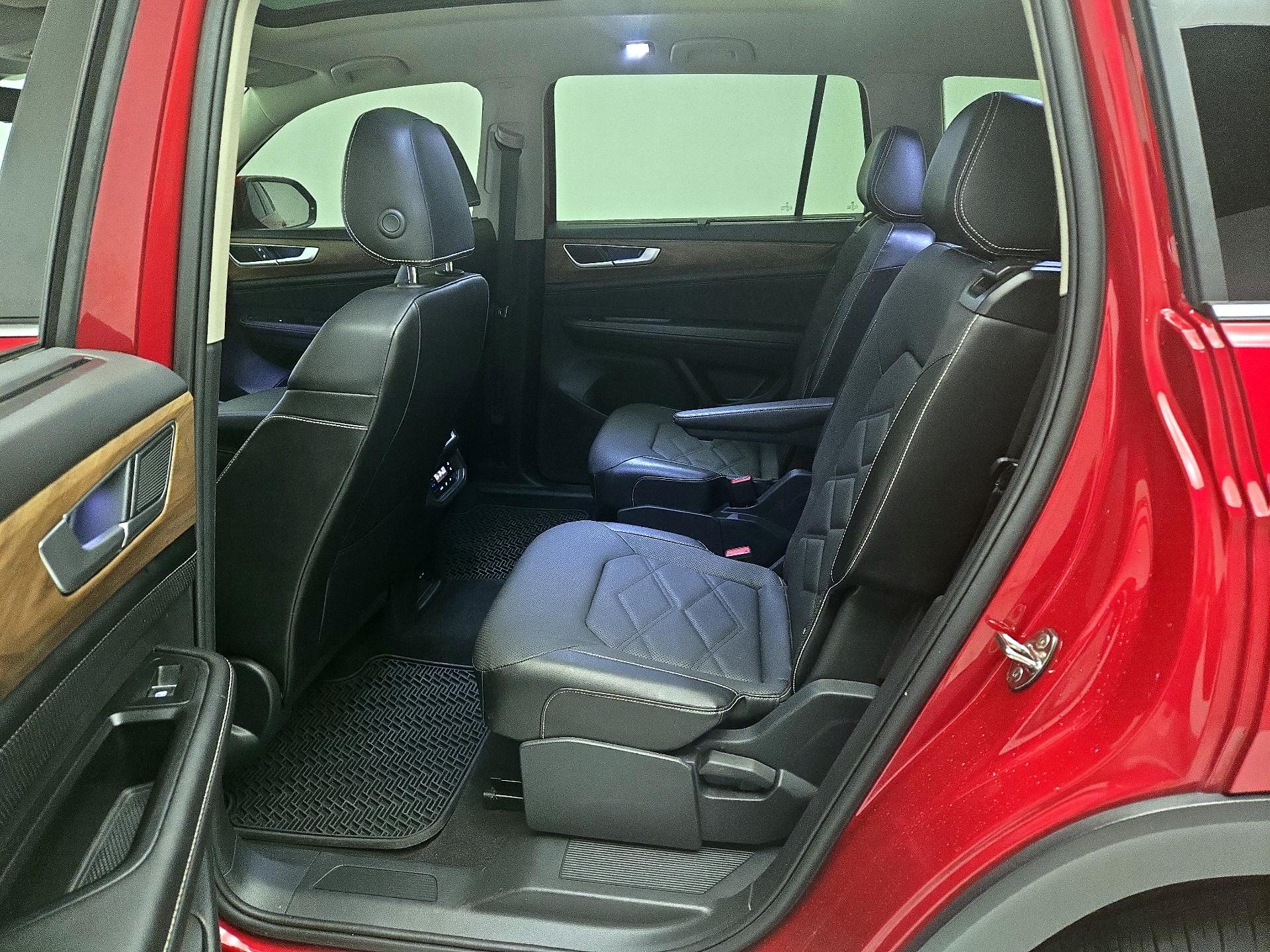 Thumbnail: 2024 Volkswagen Atlas - 19