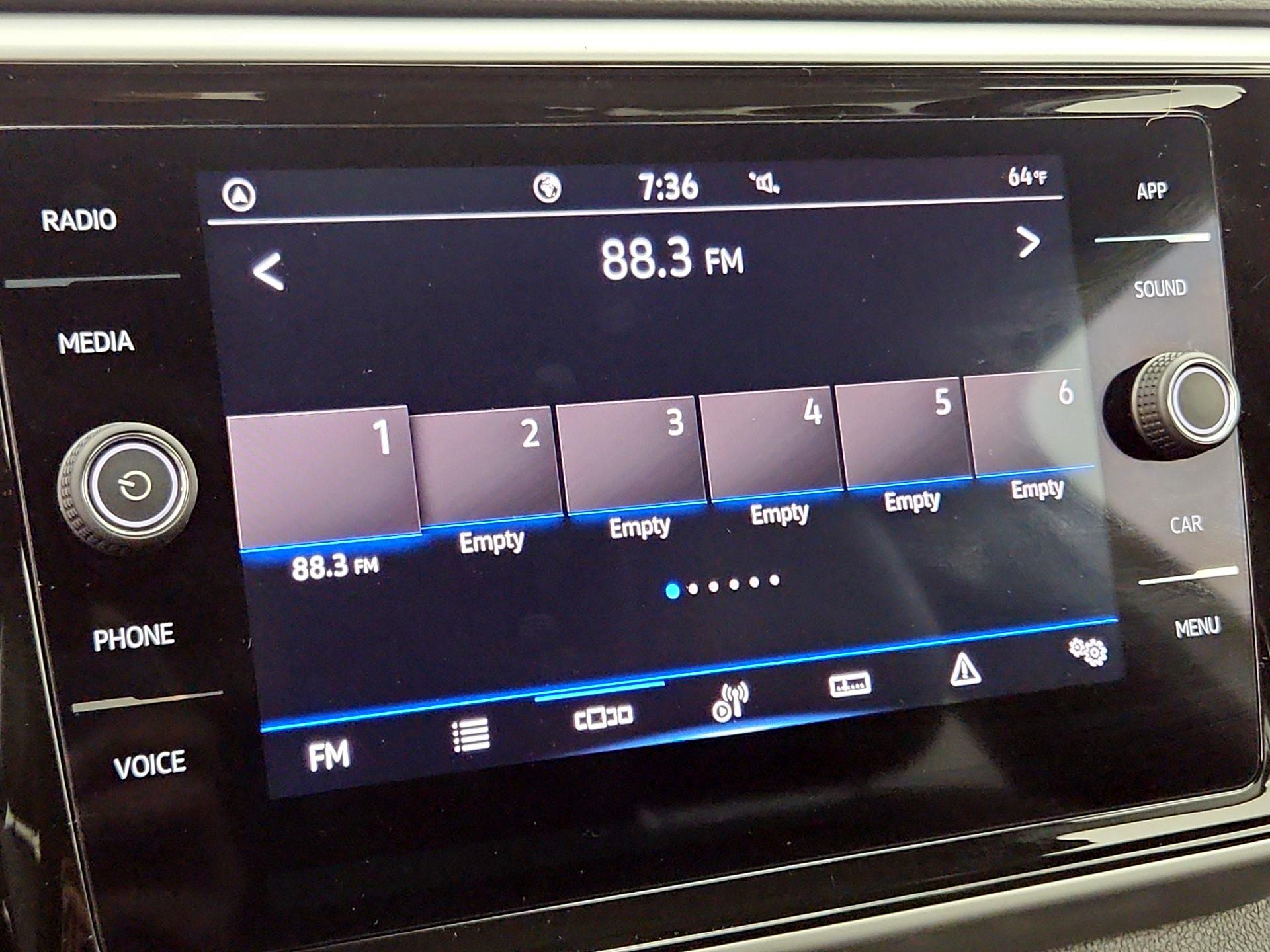 Thumbnail: 2023 Volkswagen Atlas - 15