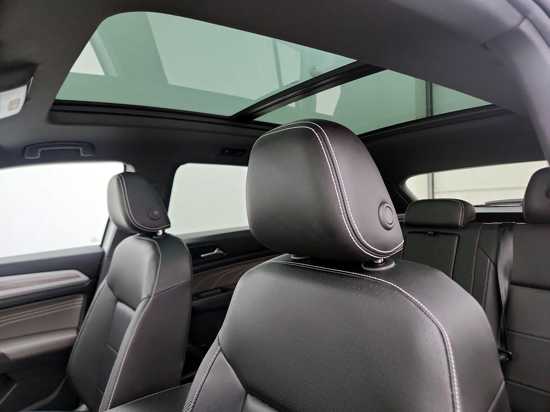 Thumbnail: 2023 Volkswagen Atlas - 19