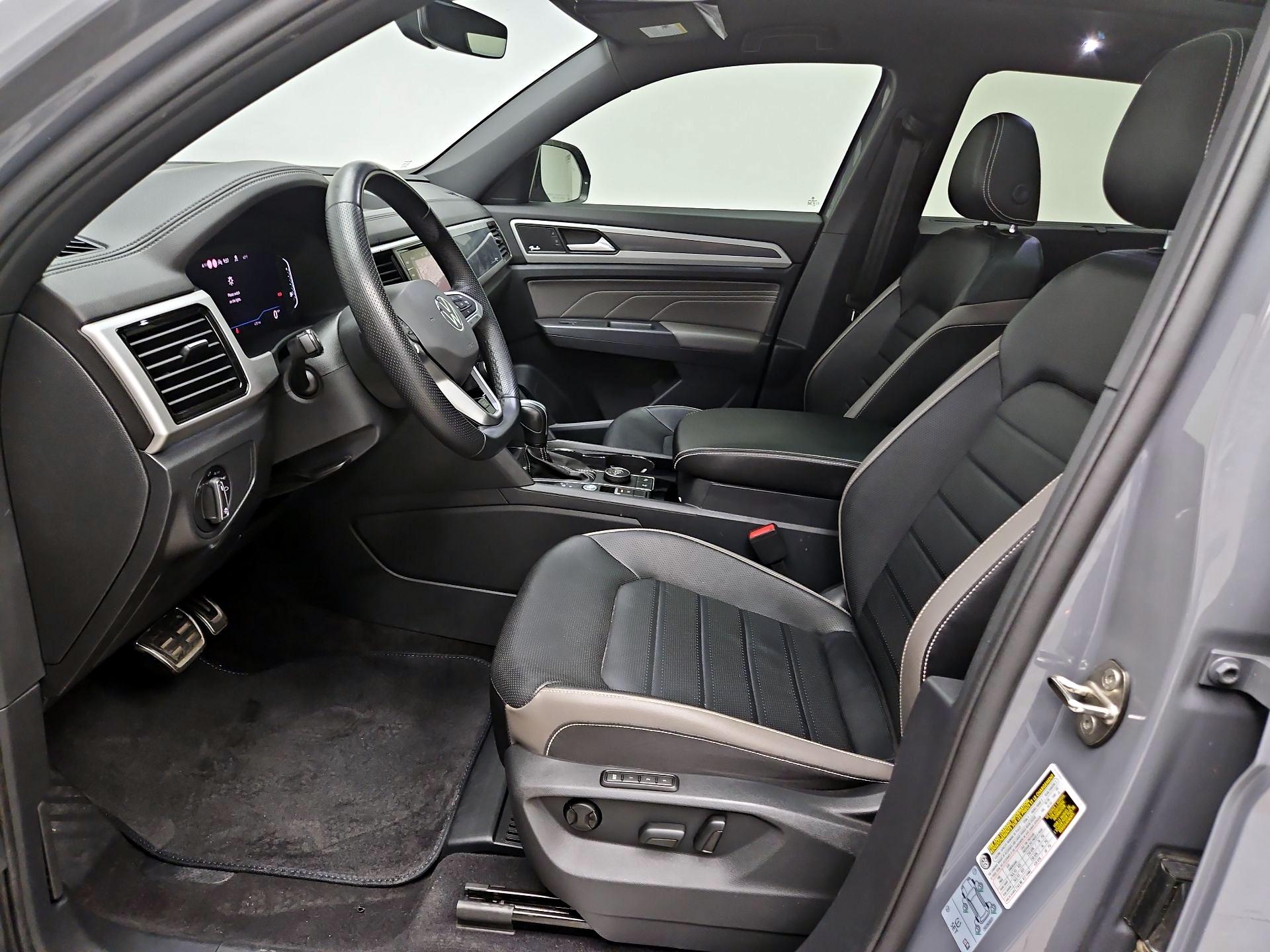 Thumbnail: 2021 Volkswagen Atlas - 11