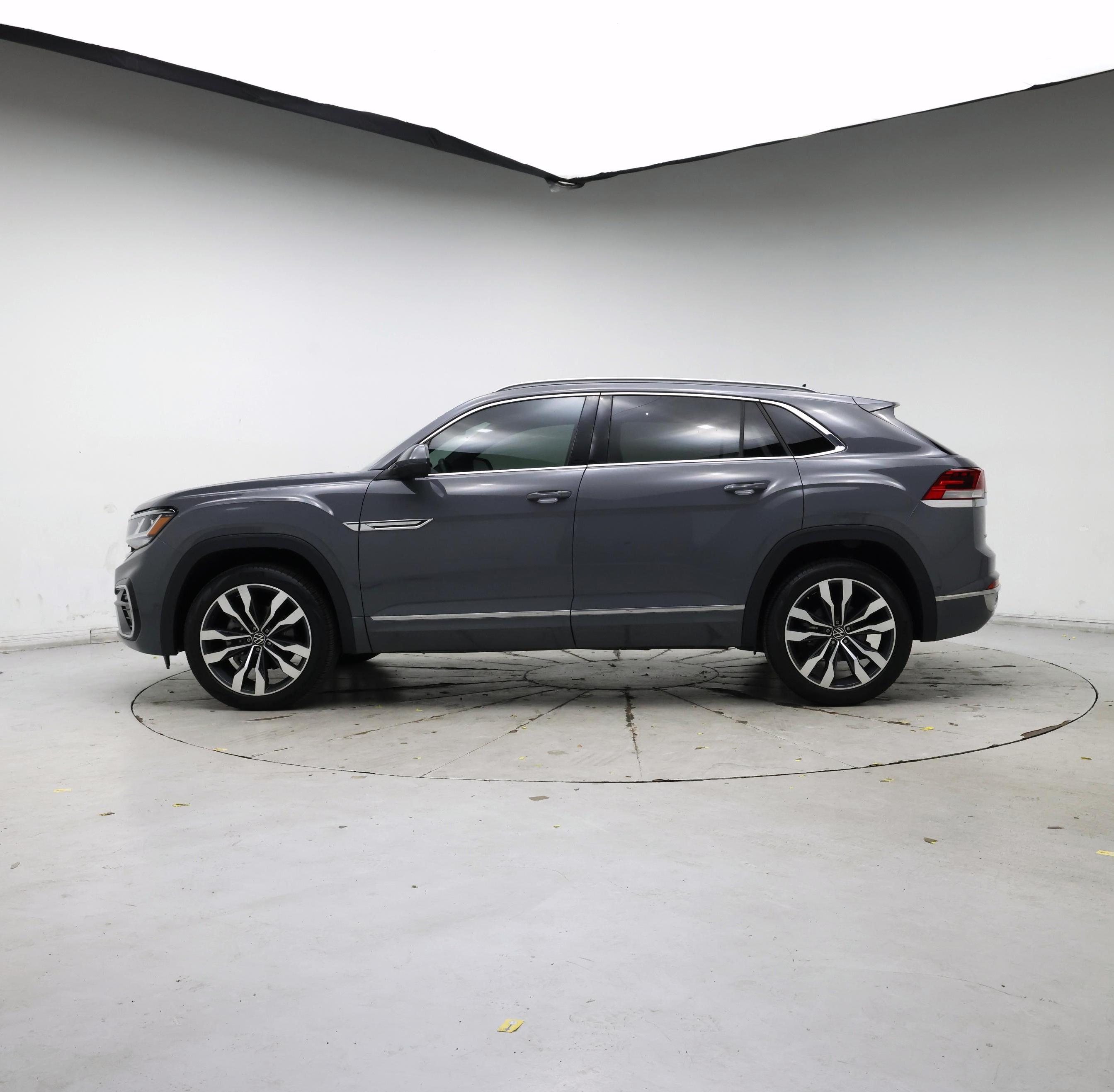 Thumbnail: 2021 Volkswagen Atlas - 3