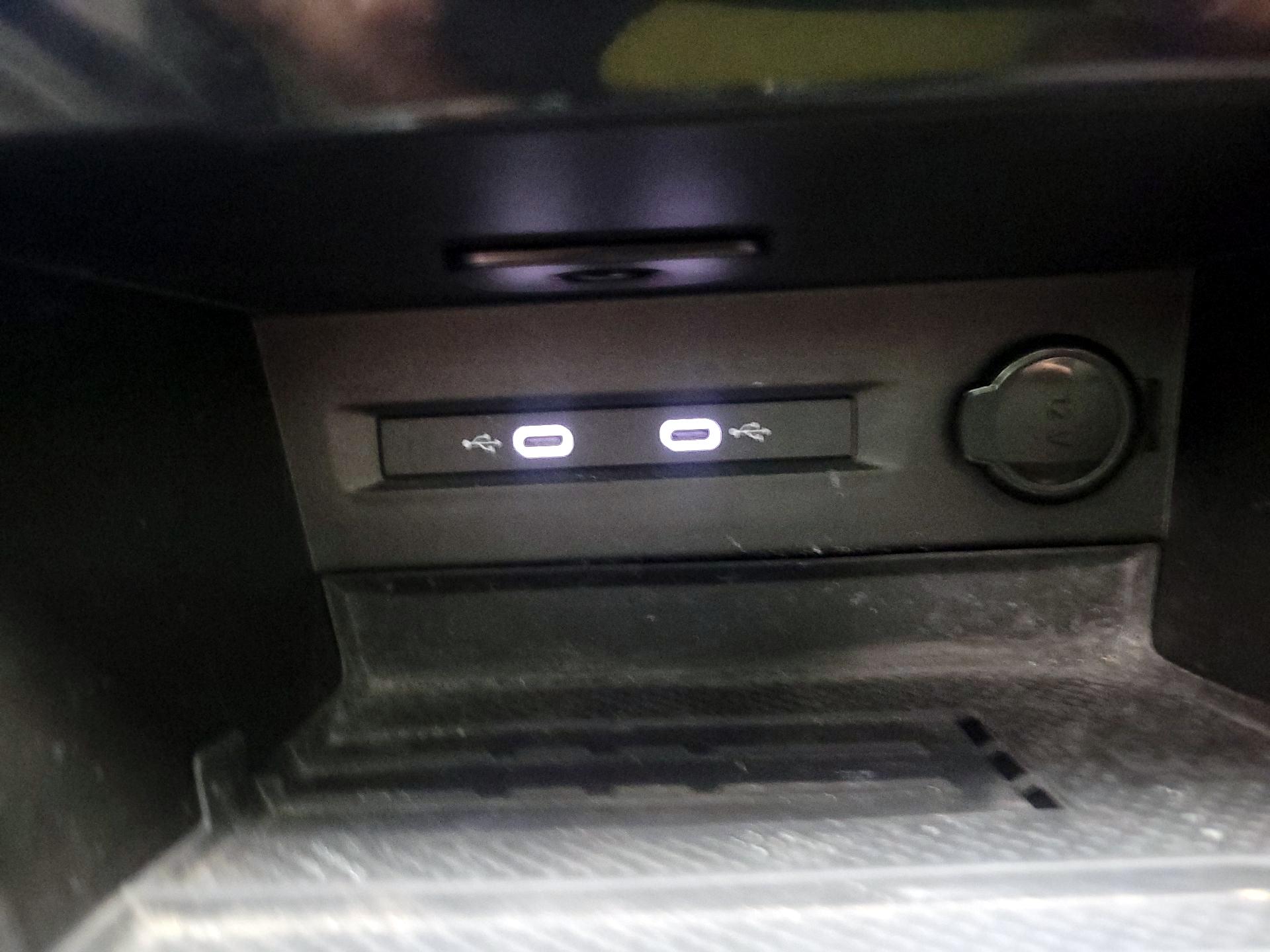 Thumbnail: 2025 Volkswagen Taos - 18