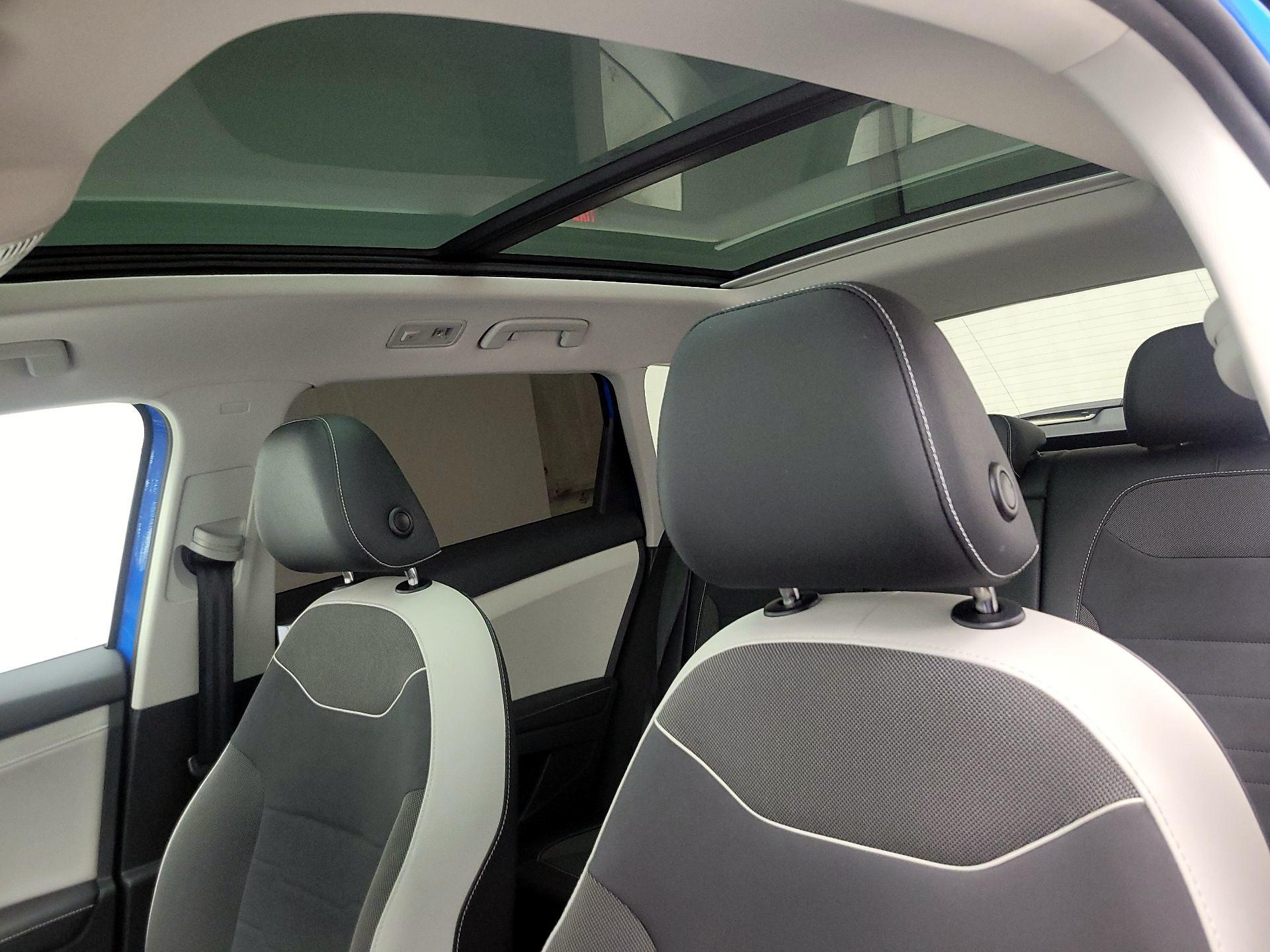 Thumbnail: 2025 Volkswagen Taos - 19