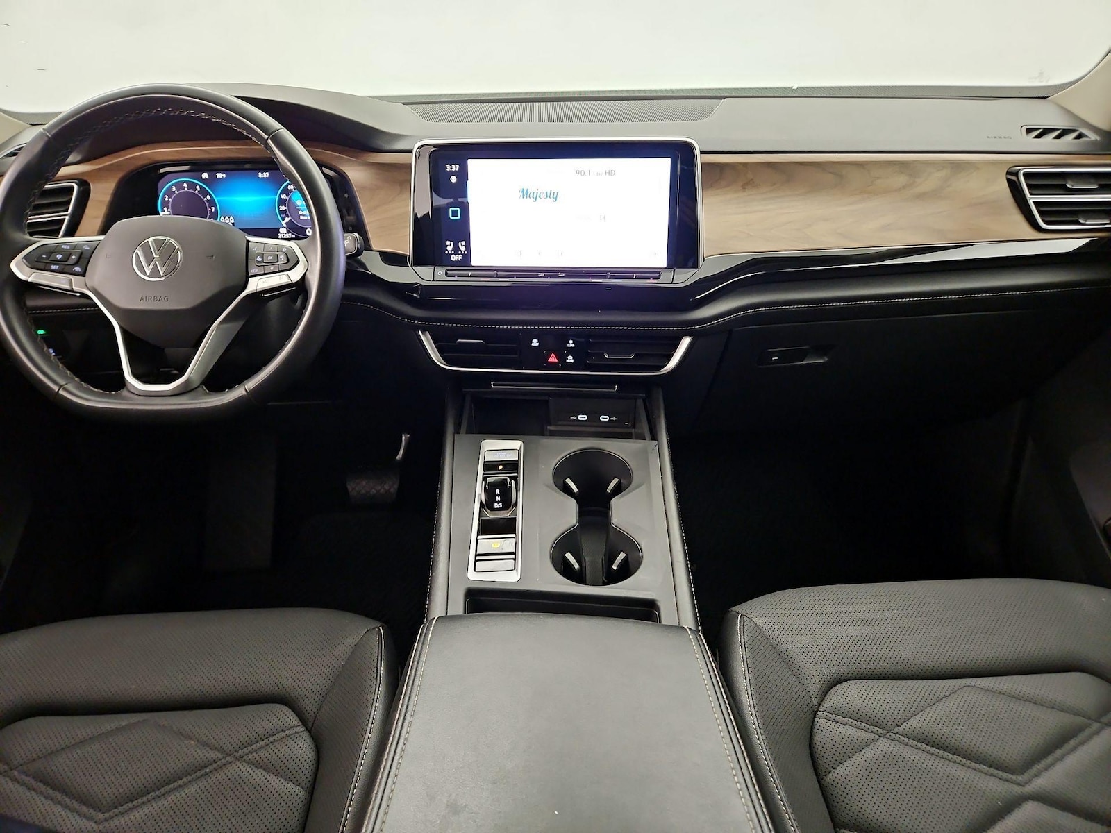 2024 Volkswagen Atlas SE - Photo 10