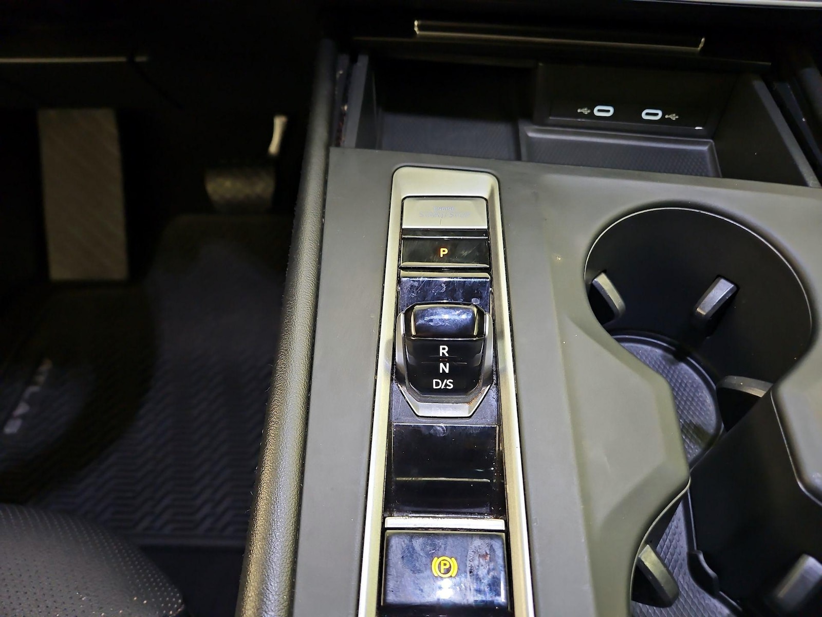 2024 Volkswagen Atlas SE - Photo 18