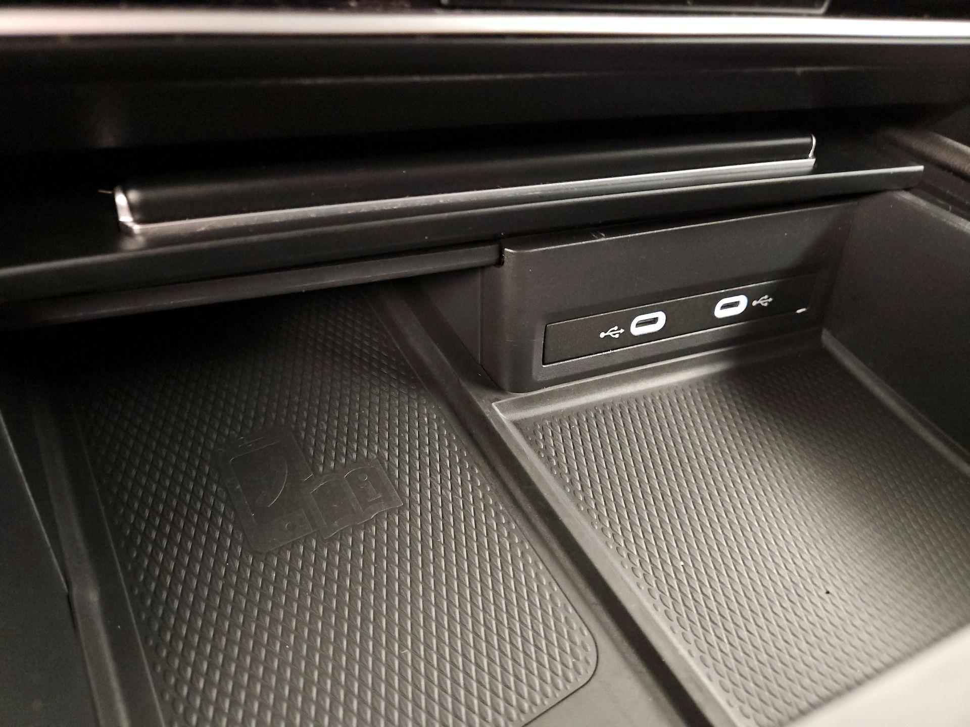 Thumbnail: 2024 Volkswagen Atlas - 18